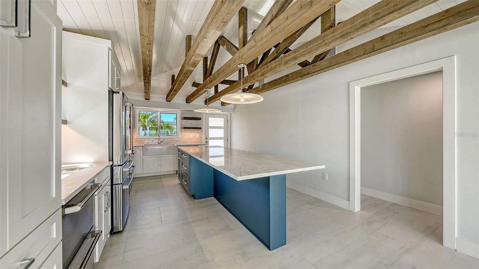 948 SPANISH DR S, LONGBOAT KEY, FL — photo 14