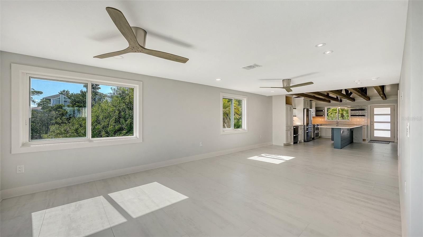 948 SPANISH DR S, LONGBOAT KEY, FL — photo 19
