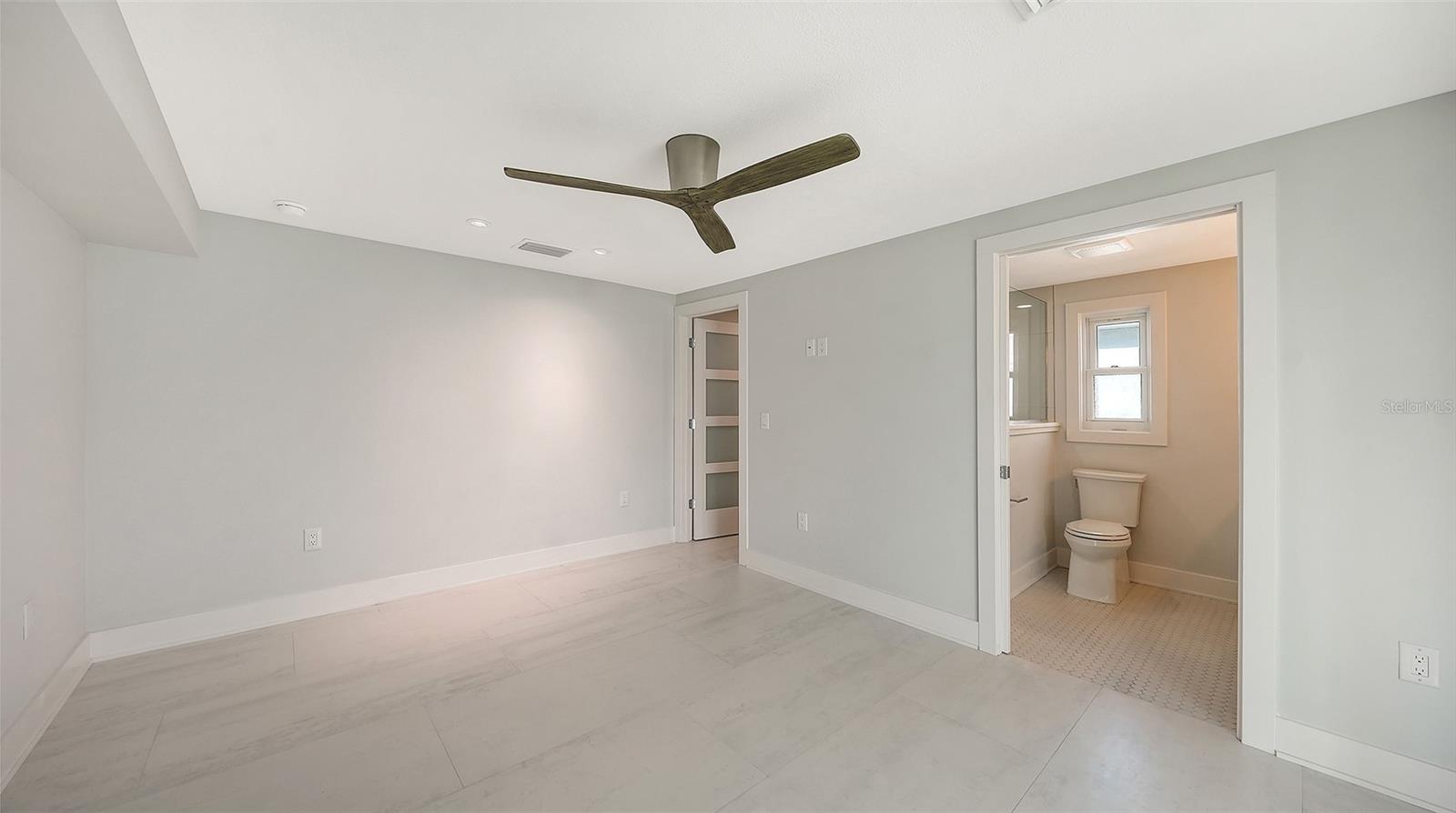 948 SPANISH DR S, LONGBOAT KEY, FL — photo 23