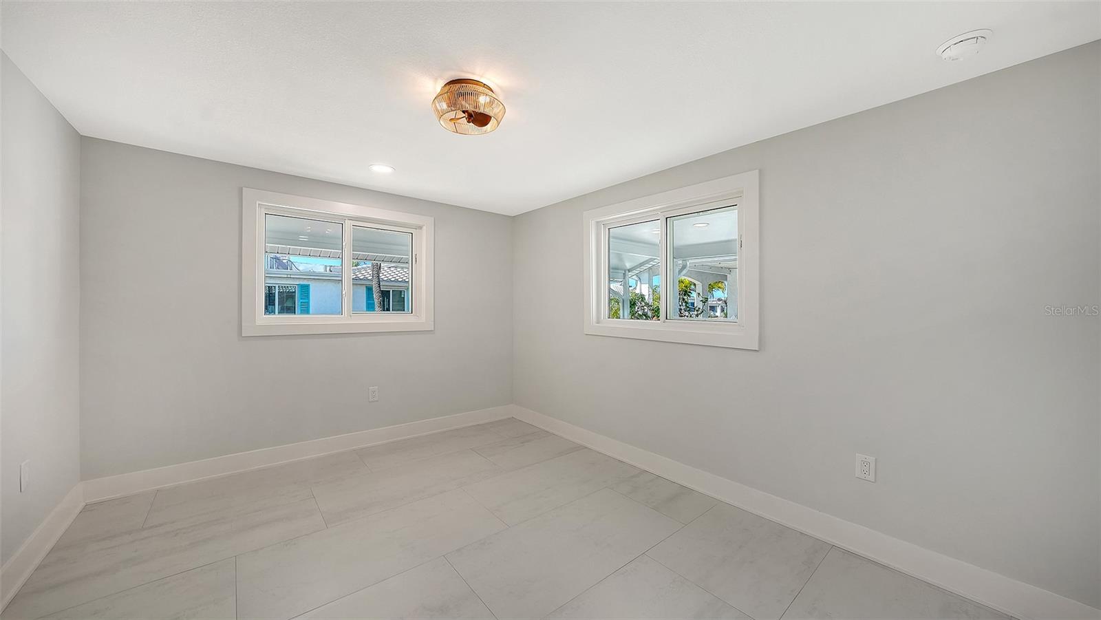 948 SPANISH DR S, LONGBOAT KEY, FL — photo 30