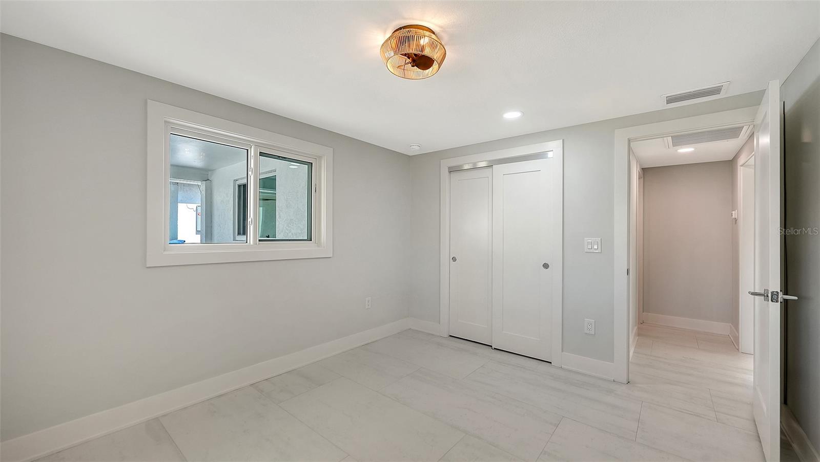 948 SPANISH DR S, LONGBOAT KEY, FL — photo 32