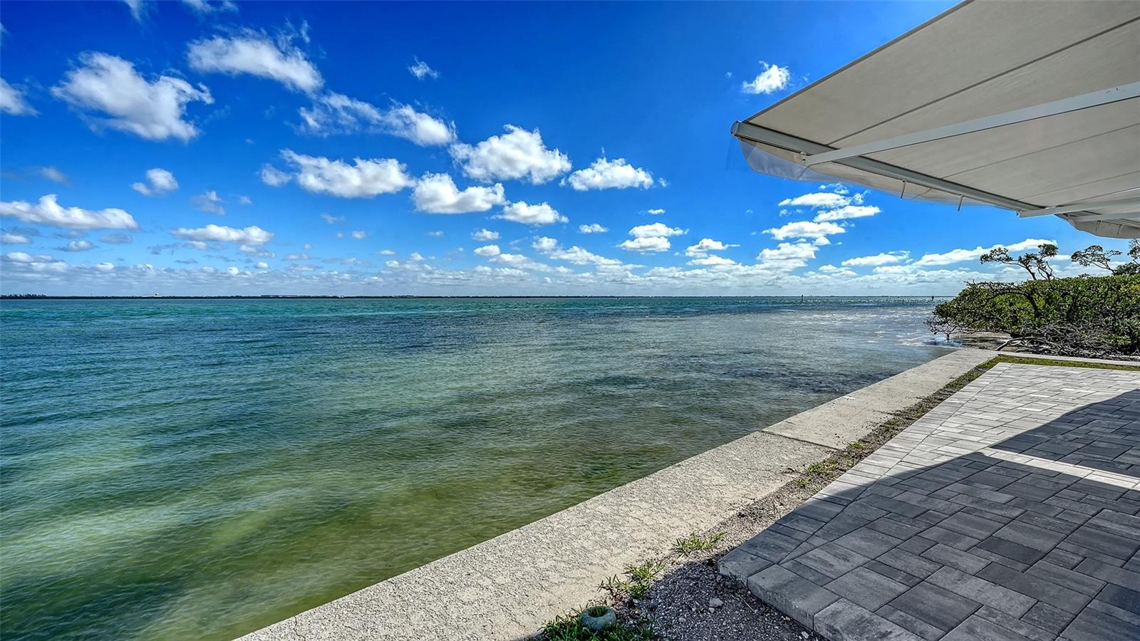 948 SPANISH DR S, LONGBOAT KEY, FL — photo 40