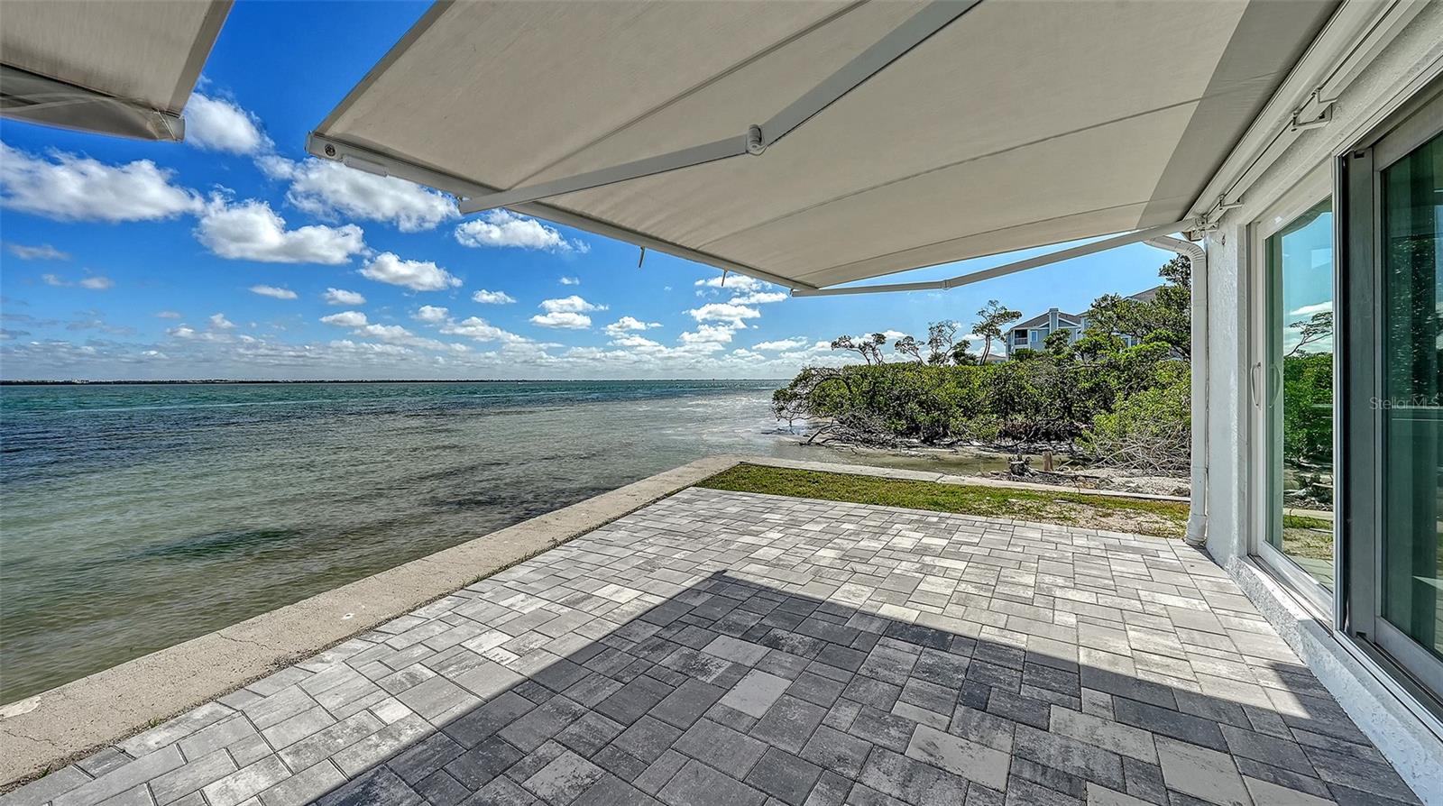 948 SPANISH DR S, LONGBOAT KEY, FL — photo 41
