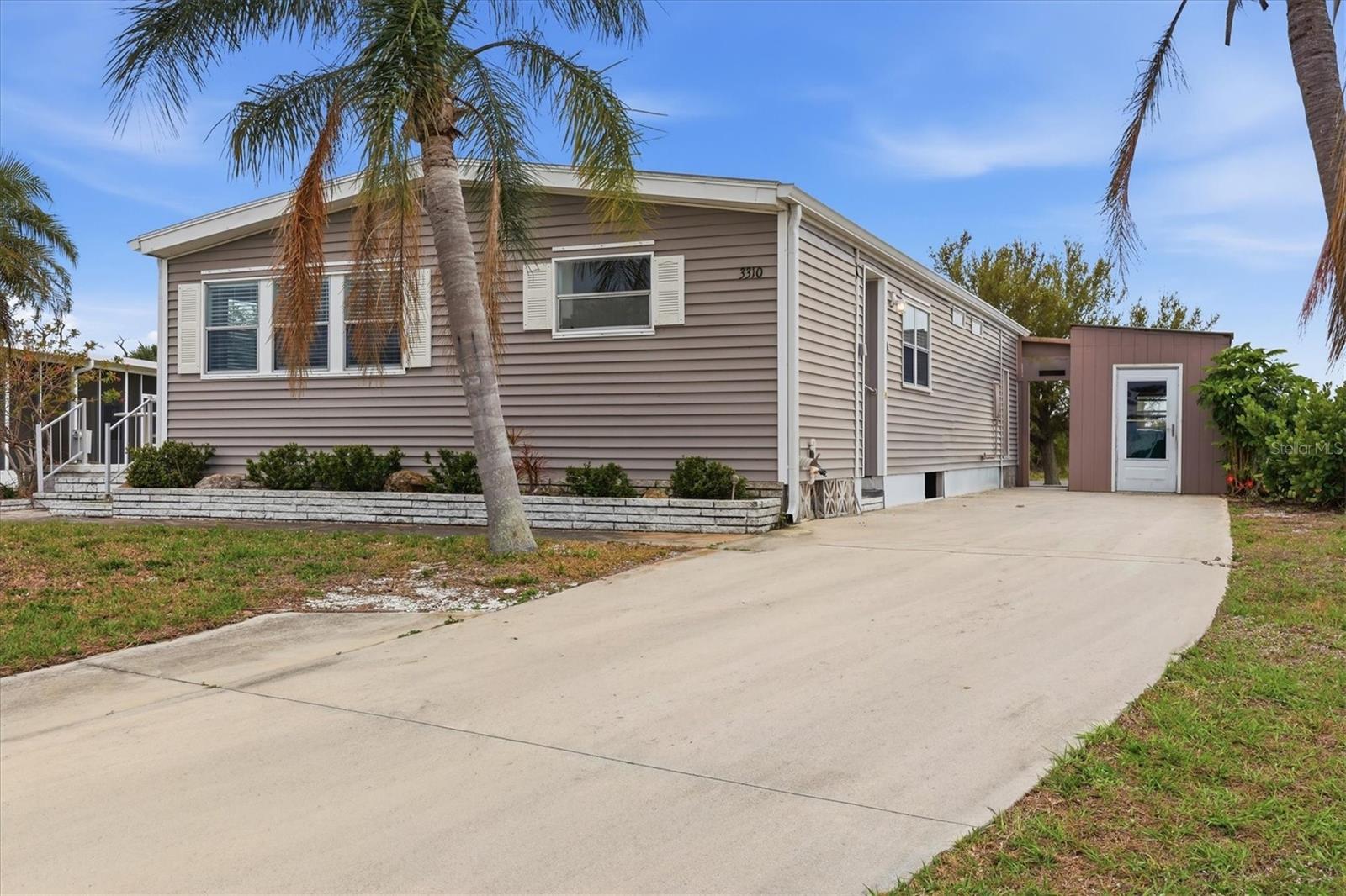 3310 BLUE JAY LN, ENGLEWOOD, FL