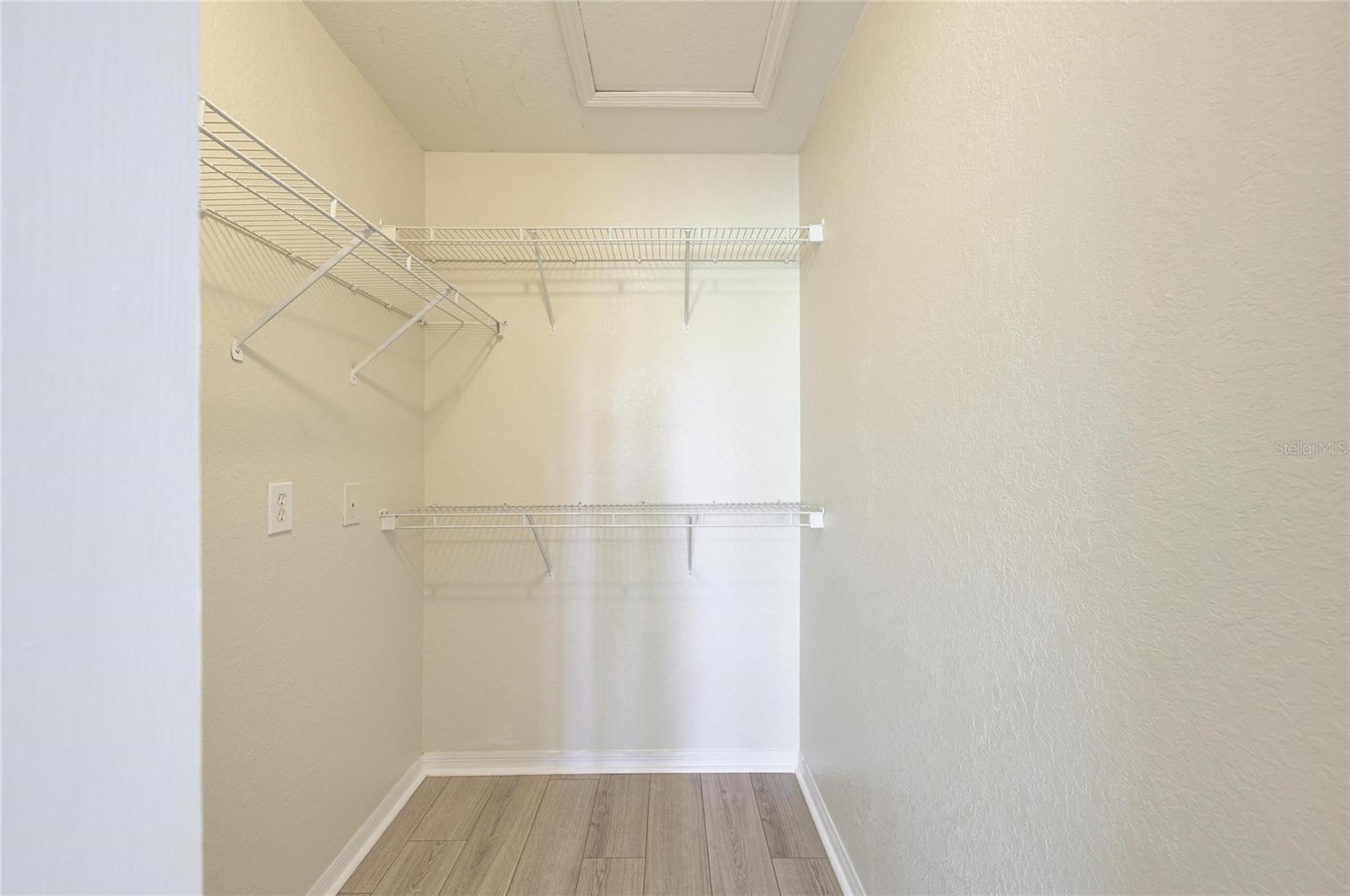 8911 MANOR LOOP #207, LAKEWOOD RANCH, FL — photo 38