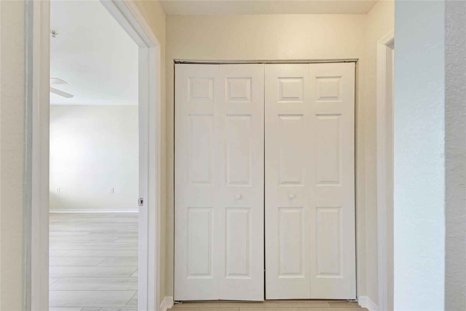 8911 MANOR LOOP #207, LAKEWOOD RANCH, FL — photo 40