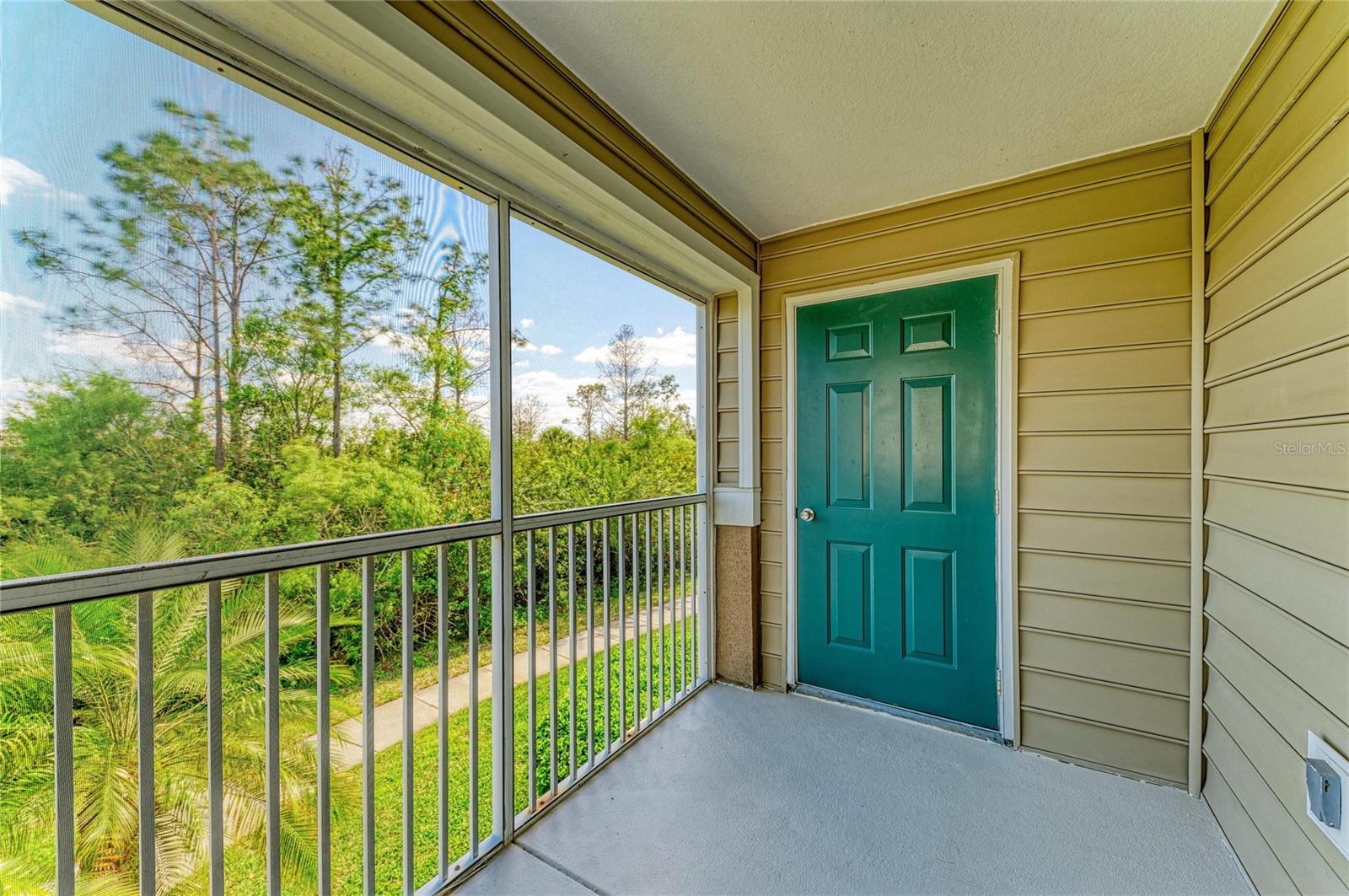 8911 MANOR LOOP #207, LAKEWOOD RANCH, FL — photo 42