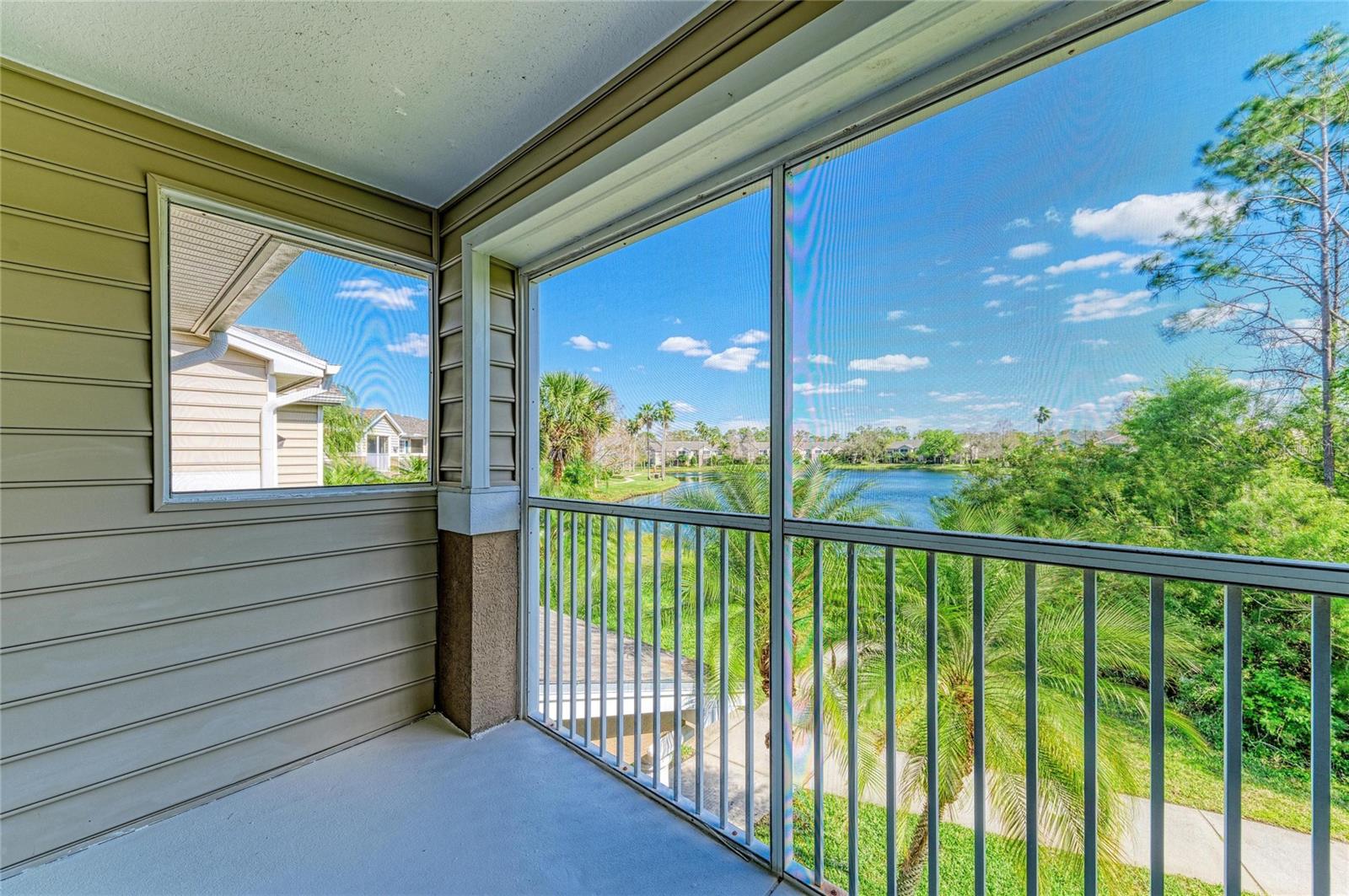 8911 MANOR LOOP #207, LAKEWOOD RANCH, FL — photo 44