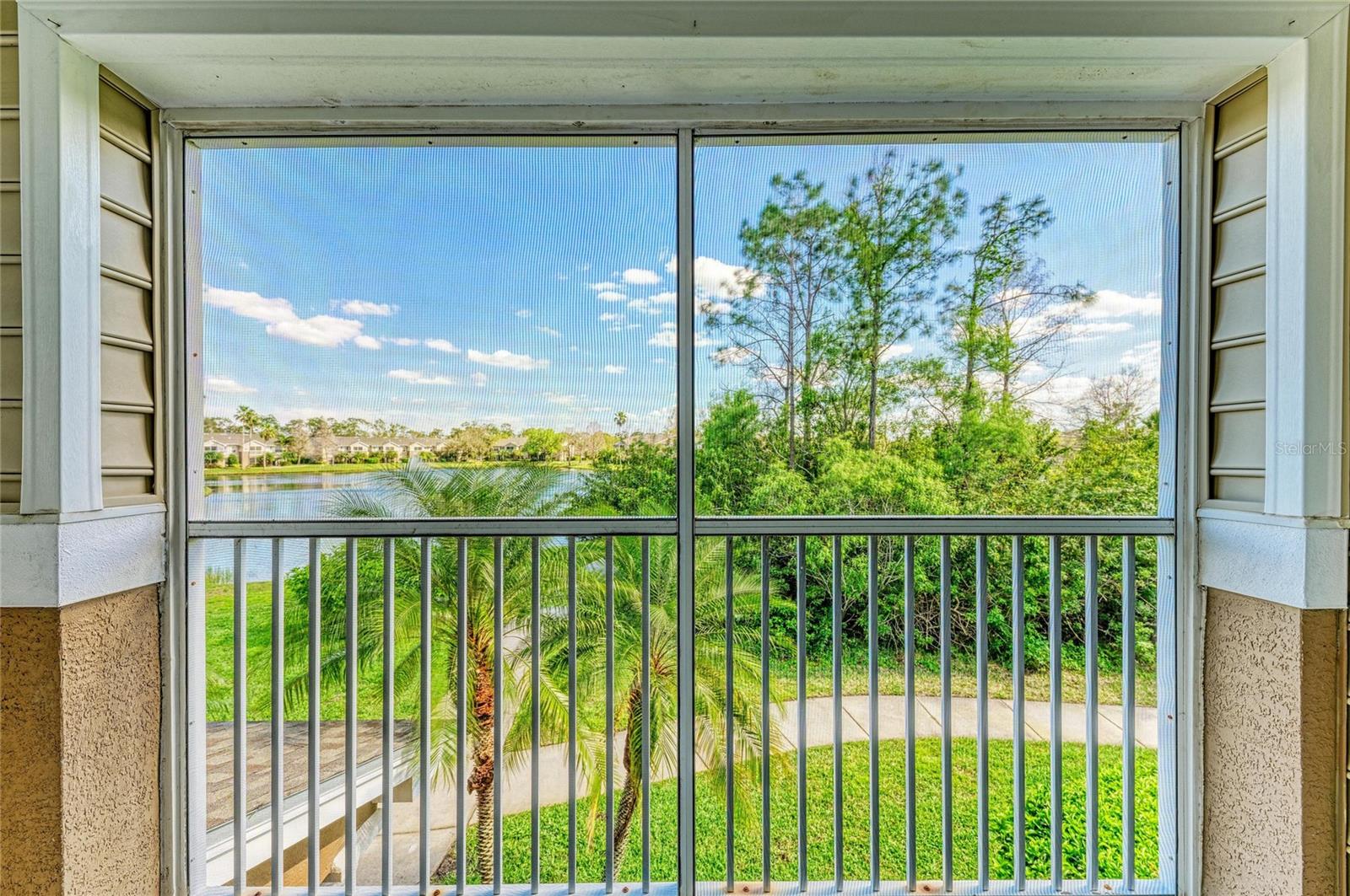 8911 MANOR LOOP #207, LAKEWOOD RANCH, FL — photo 47