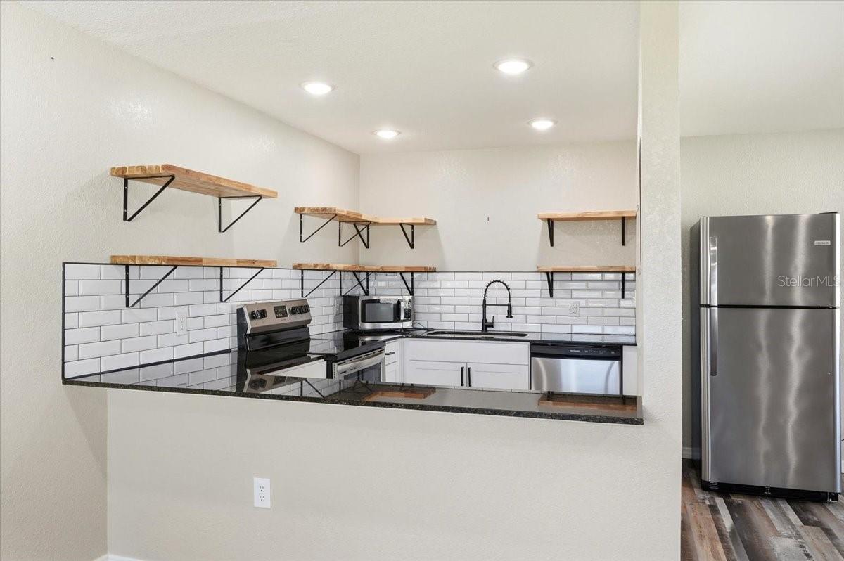 205 ANDOVER PL N #119, SUN CITY CENTER, FL — photo 16