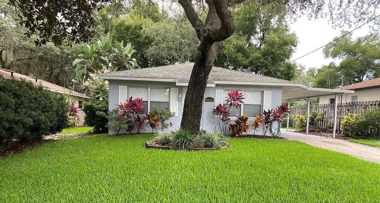 2010 1/2 VINE STREET, LEESBURG, FL — photo 3