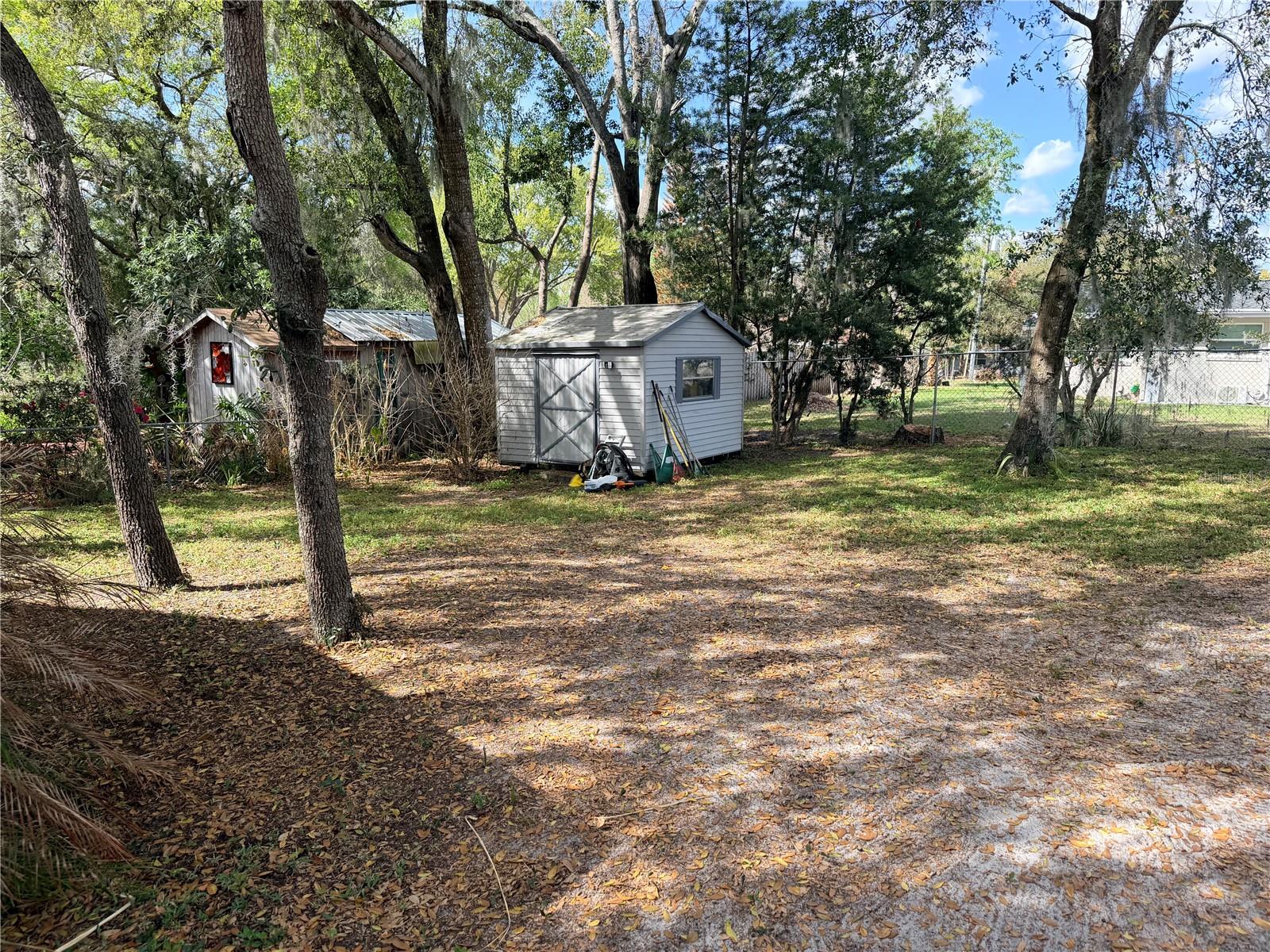 2010 1/2 VINE STREET, LEESBURG, FL — photo 33