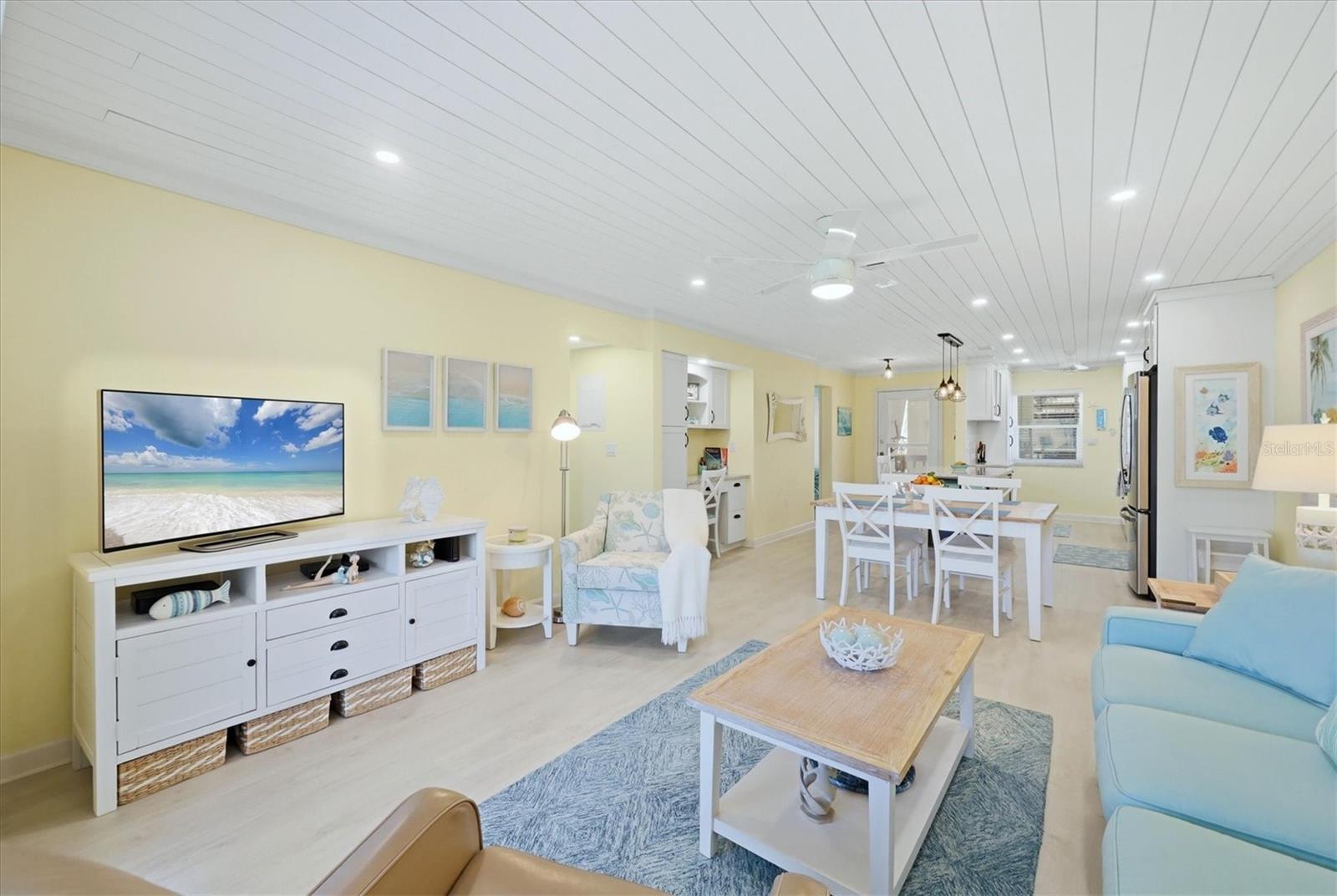 380 THREE LAKES LN #A, VENICE, FL — photo 11