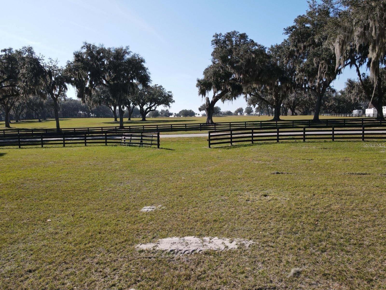 SE 57TH TER #18, SUMMERFIELD, FL — photo 17