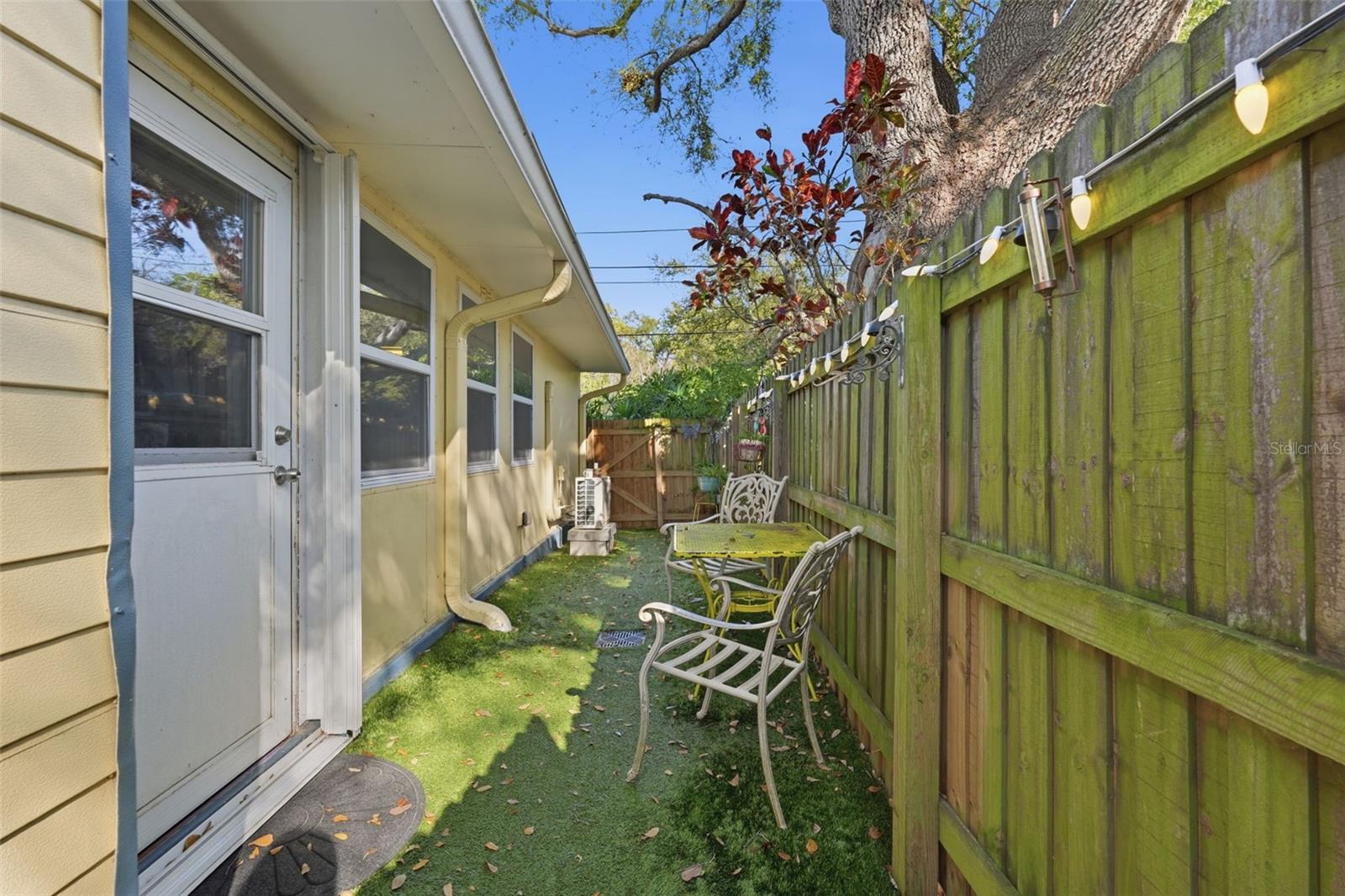 155 6TH ST NE, LARGO, FL — photo 30