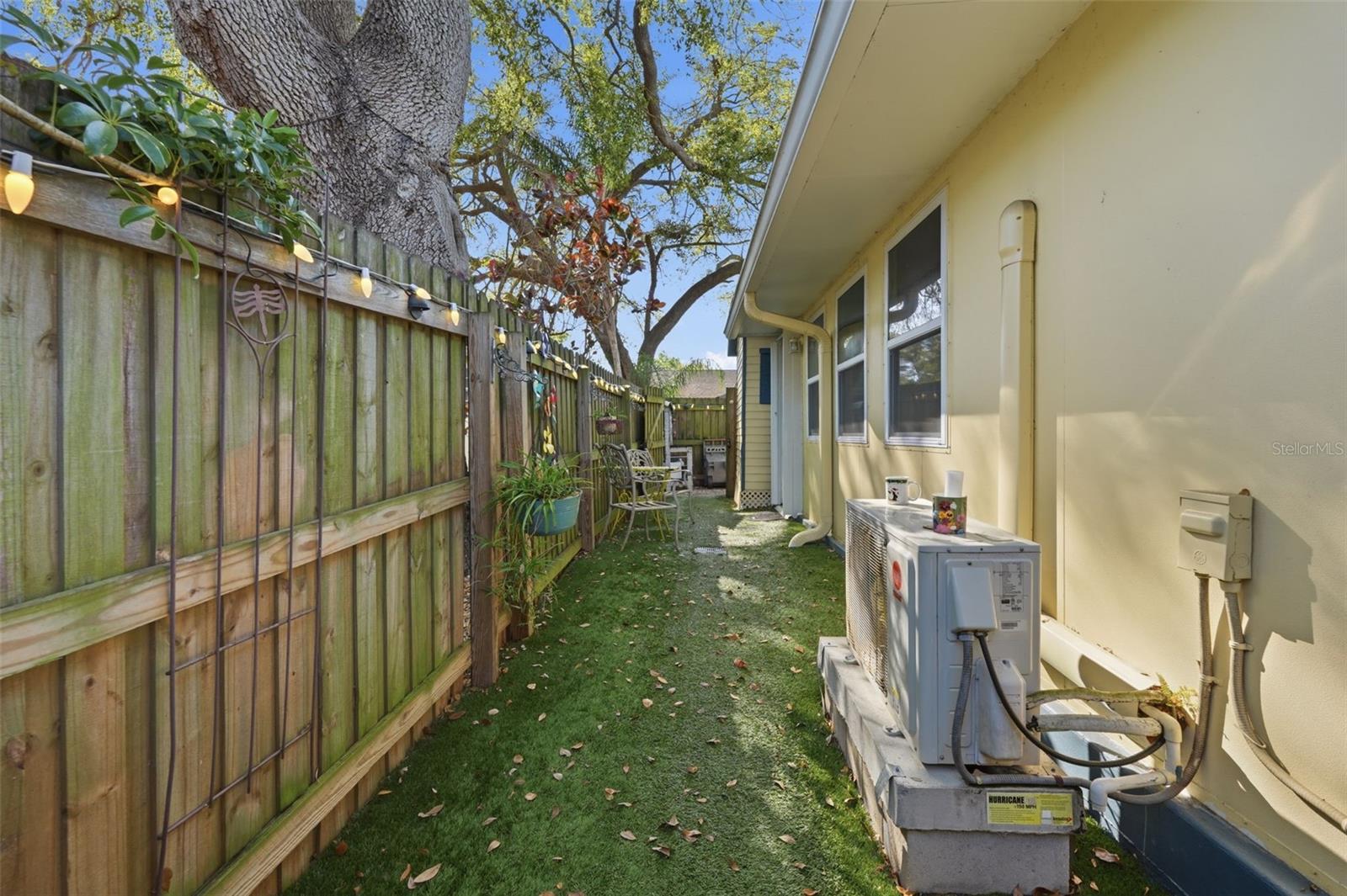 155 6TH ST NE, LARGO, FL — photo 31