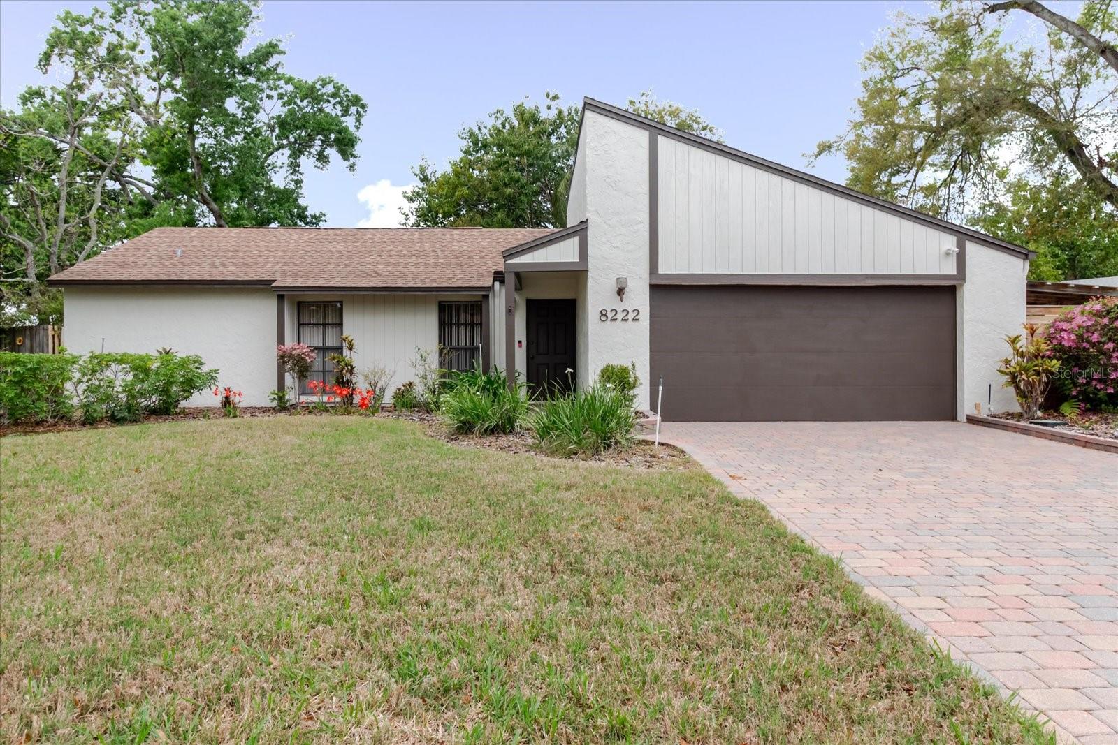 8222 LA SERENA DR, TAMPA, FL — photo 3