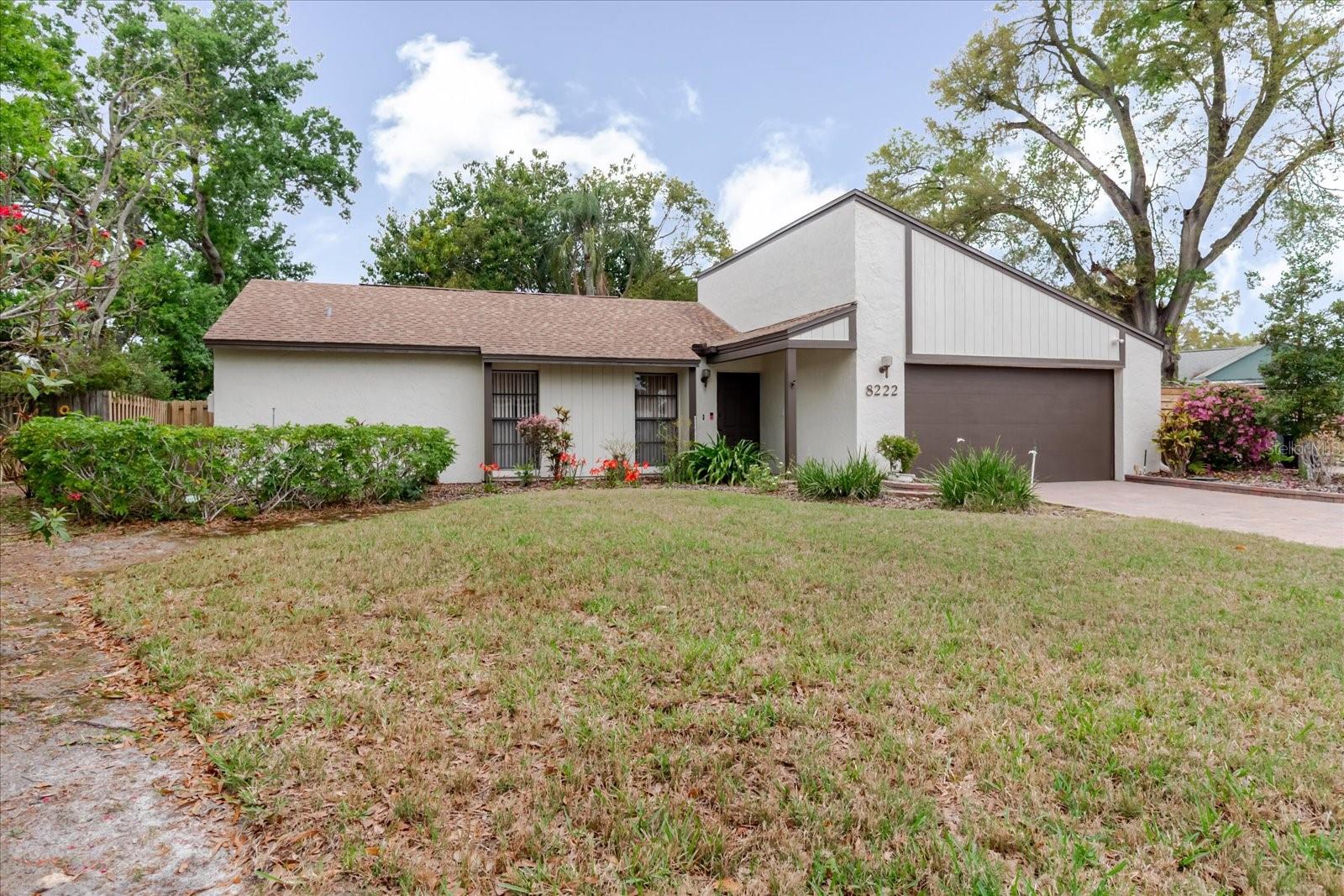 8222 LA SERENA DR, TAMPA, FL — photo 4