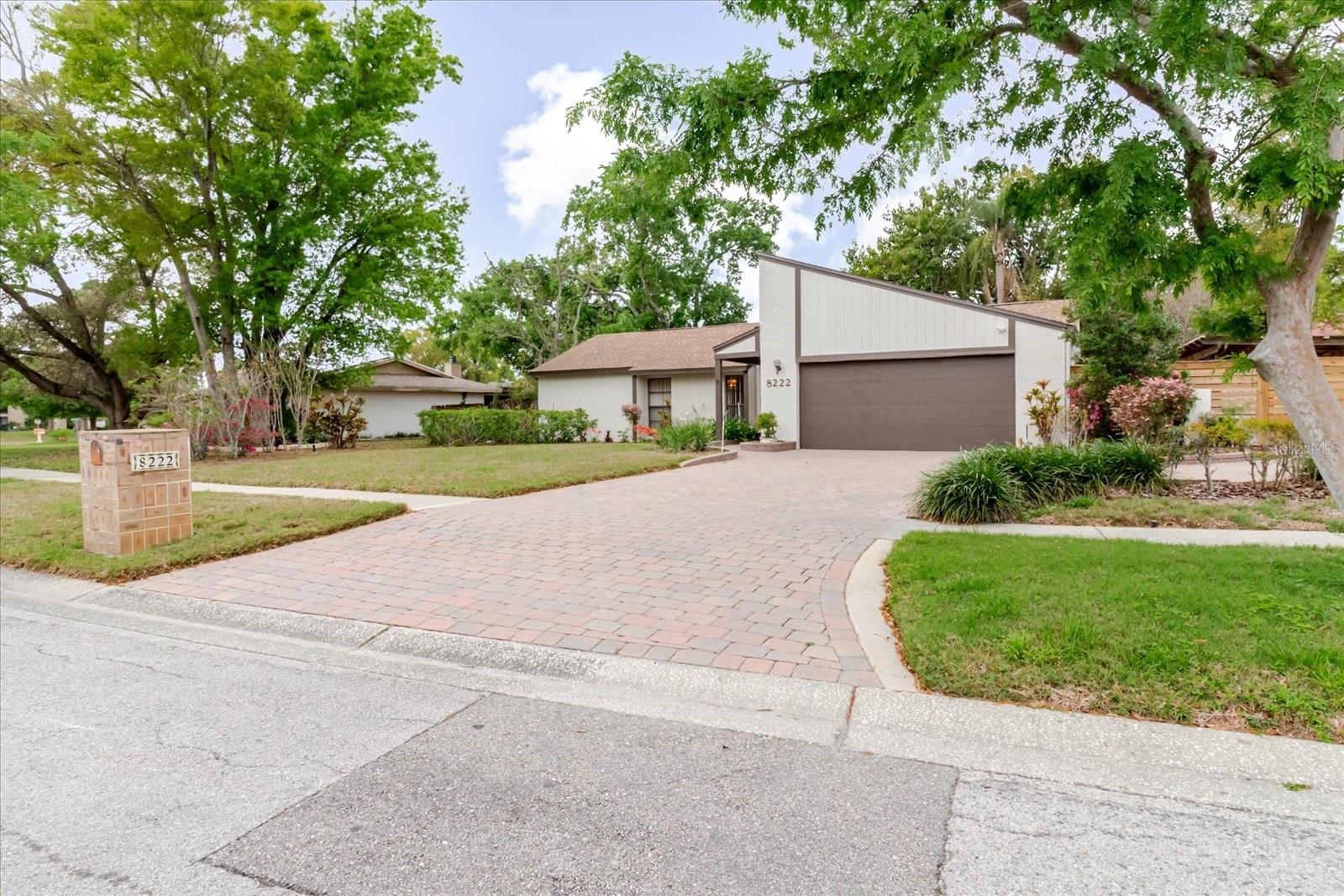 8222 LA SERENA DR, TAMPA, FL — photo 7