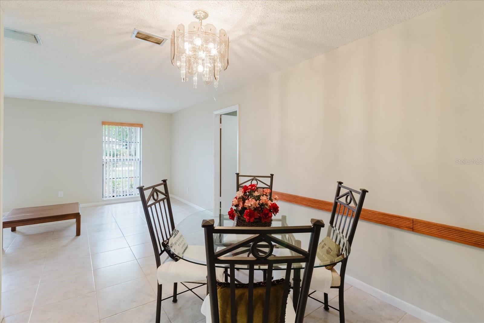 8222 LA SERENA DR, TAMPA, FL — photo 22