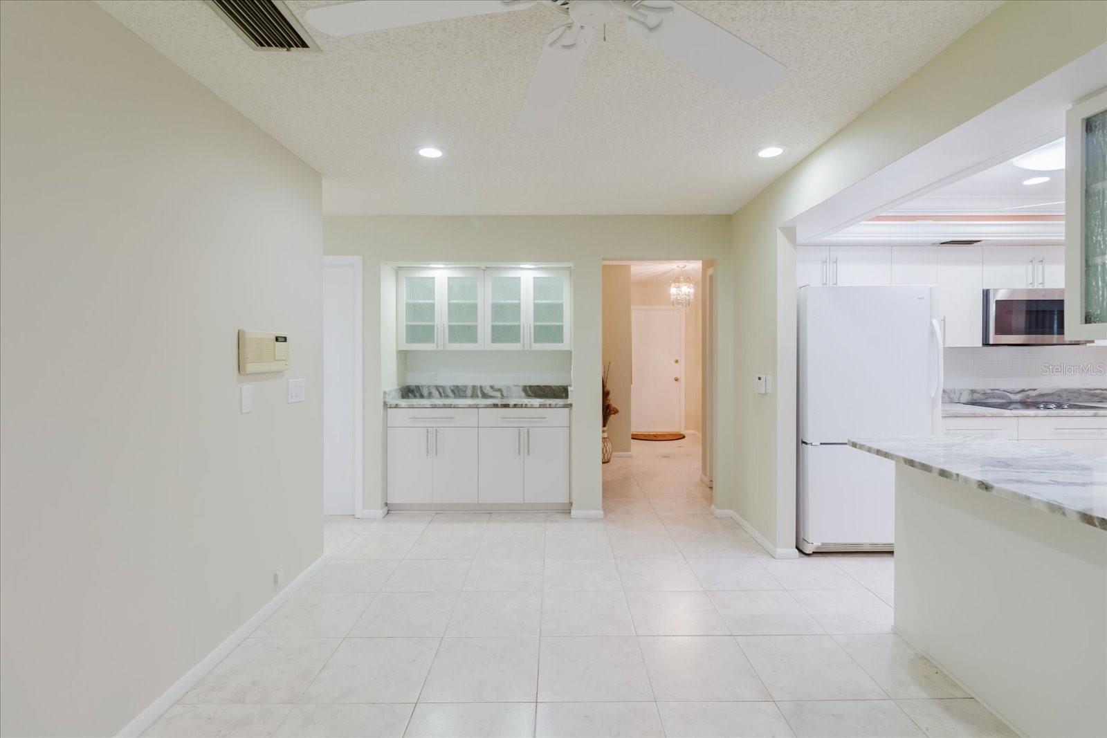 8222 LA SERENA DR, TAMPA, FL — photo 35