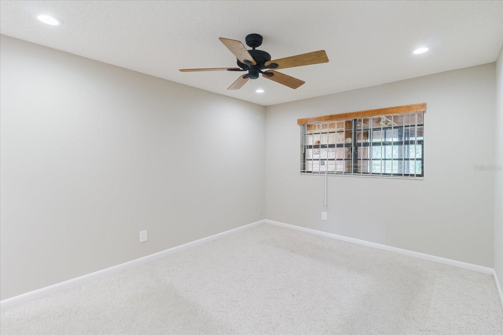 8222 LA SERENA DR, TAMPA, FL — photo 38