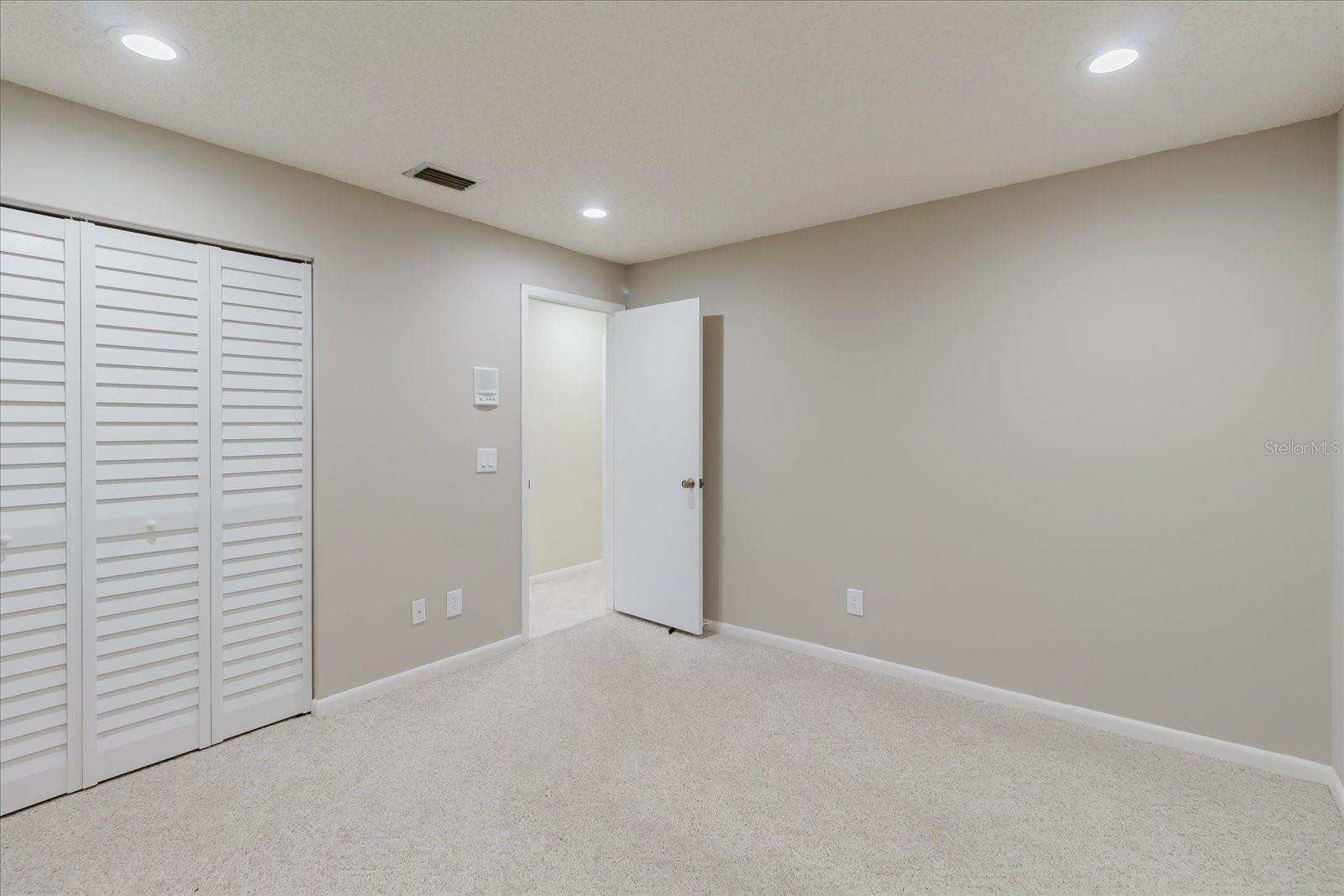 8222 LA SERENA DR, TAMPA, FL — photo 55