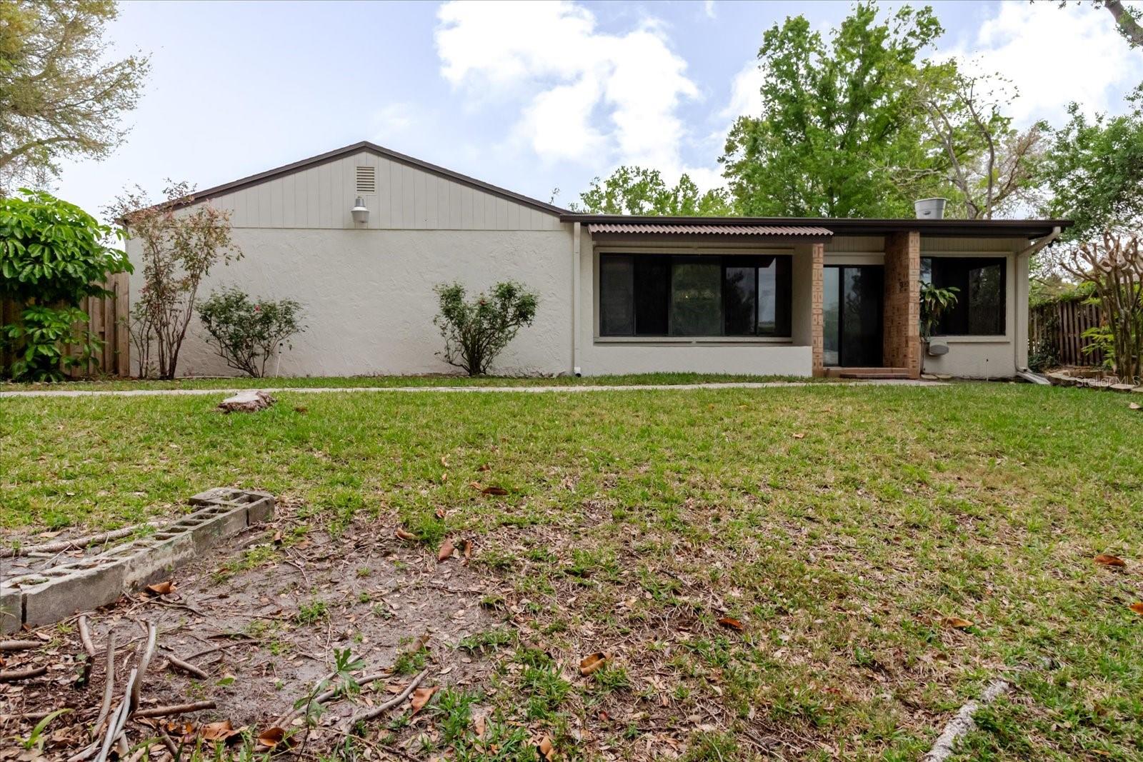 8222 LA SERENA DR, TAMPA, FL — photo 78
