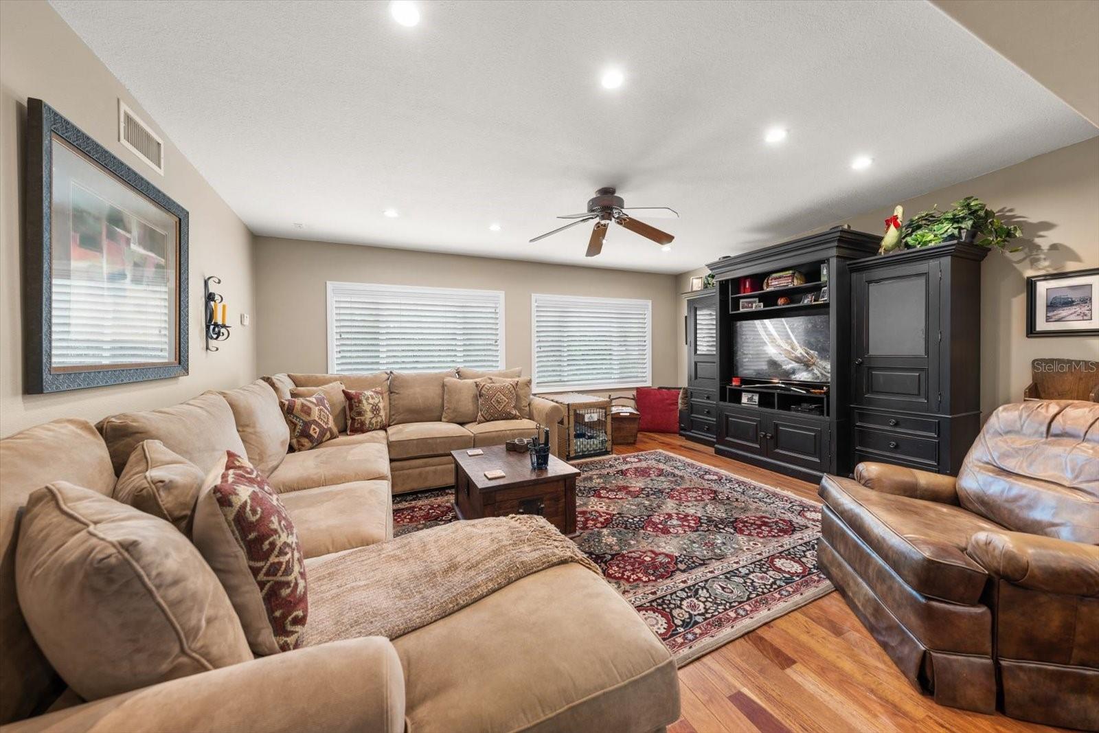 1718 MEREDITH LN, BELLEAIR, FL — photo 8