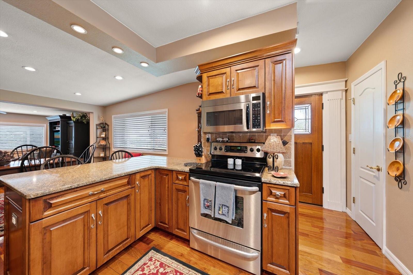 1718 MEREDITH LN, BELLEAIR, FL — photo 18