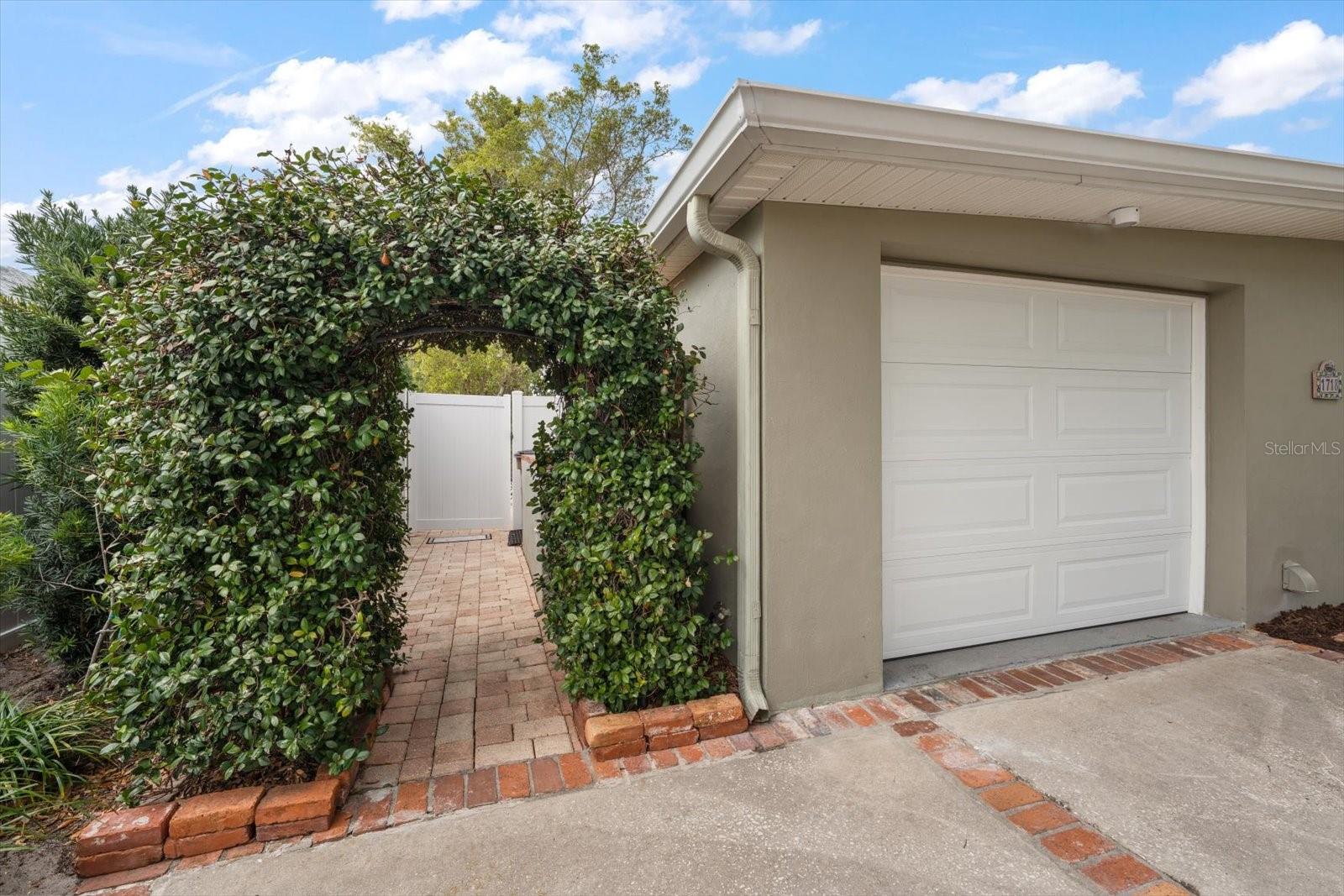 1718 MEREDITH LN, BELLEAIR, FL — photo 34