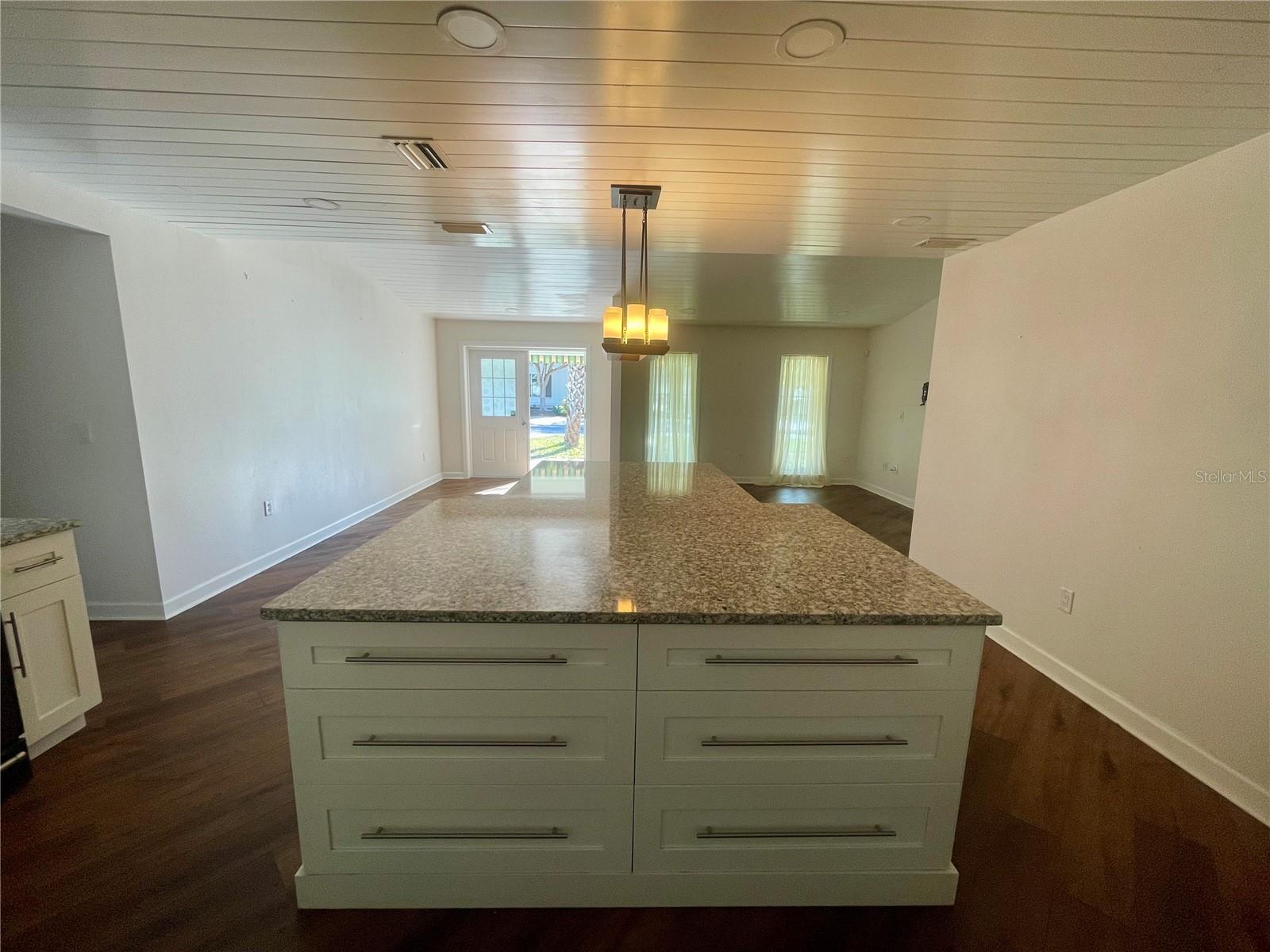 1330 S JEFFERSON AVE, SARASOTA, FL — photo 9