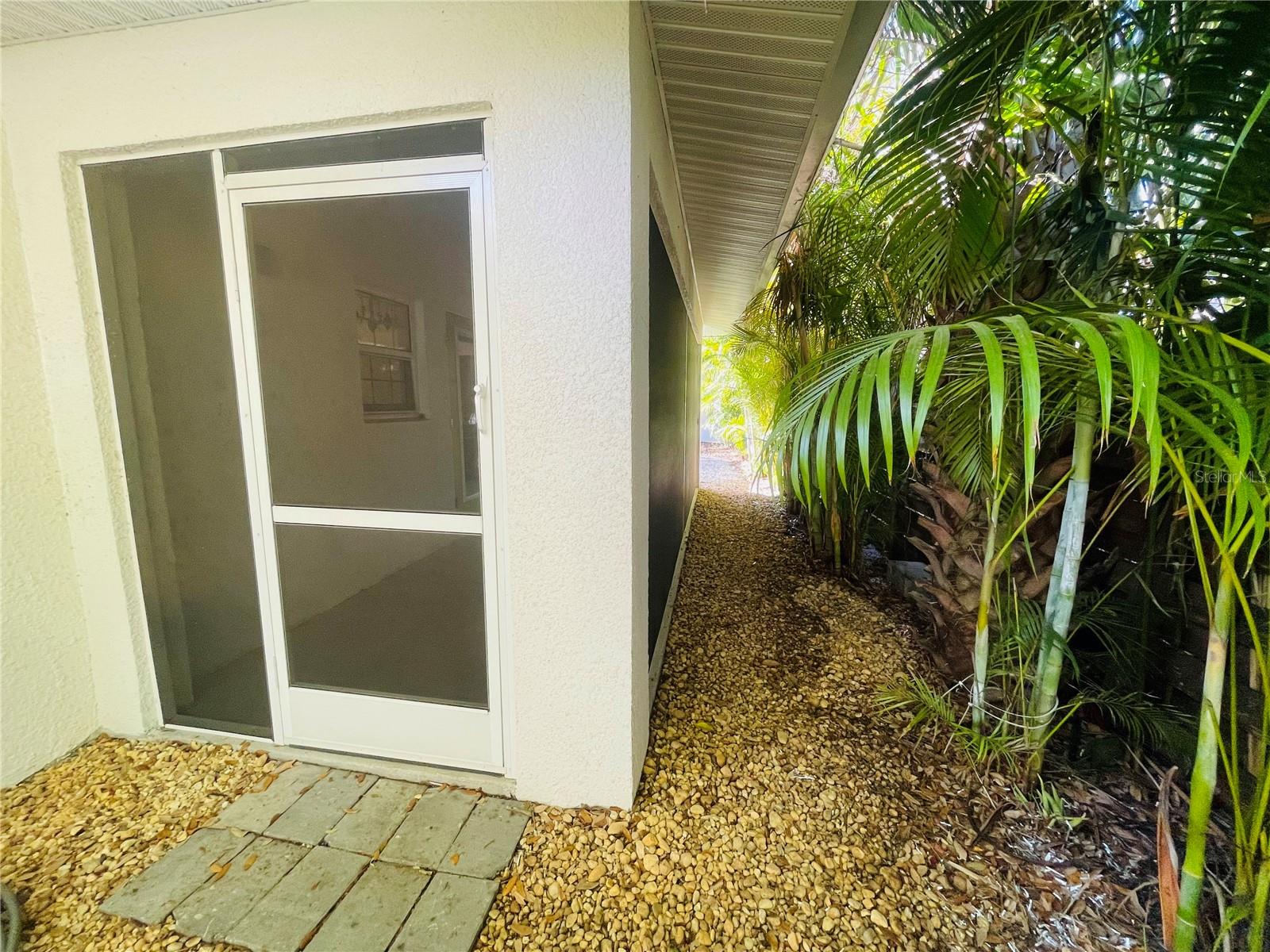 1330 S JEFFERSON AVE, SARASOTA, FL — photo 26