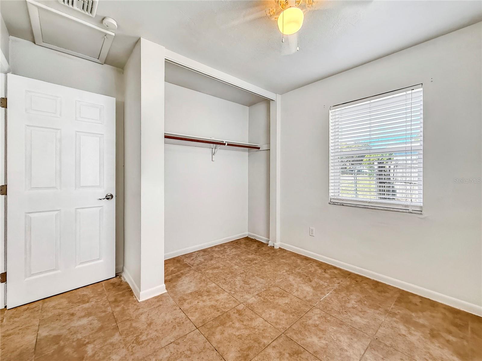889 W VILLAGE DR, DELTONA, FL — photo 17