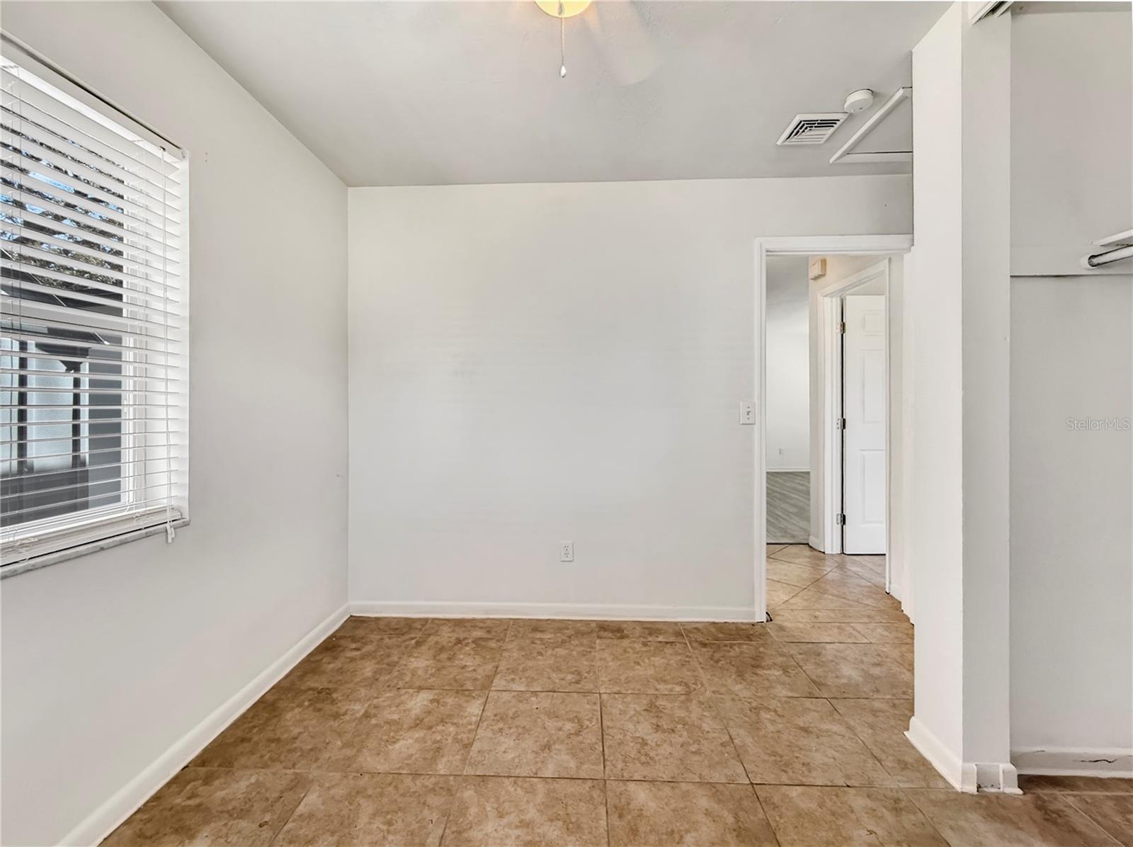 889 W VILLAGE DR, DELTONA, FL — photo 18