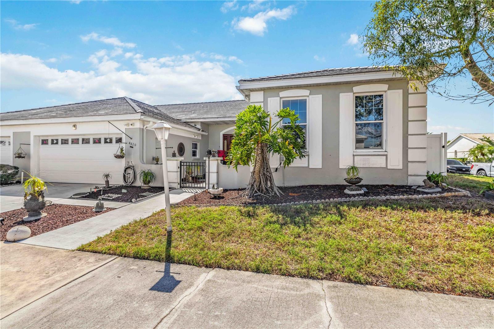 4820 61ST AVENUE DR W, BRADENTON, FL — photo 2