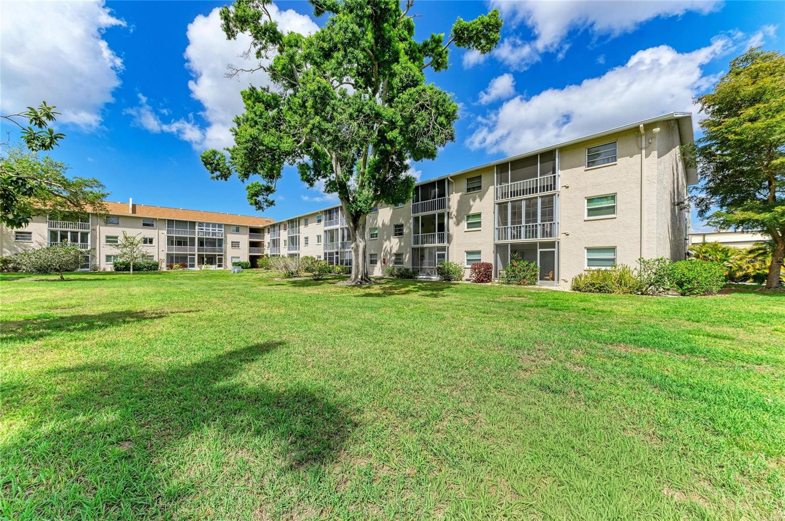 3983 MACEACHEN BLVD #424, SARASOTA, FL — photo 31