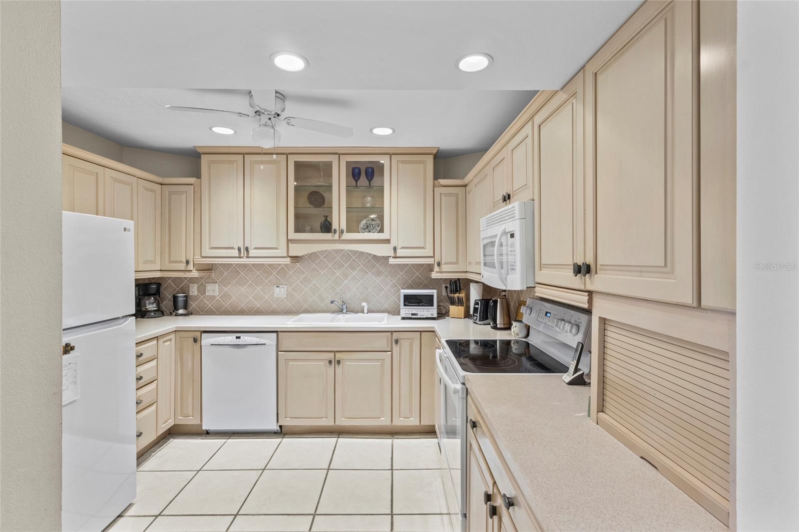 1633 BOATHOUSE CIR #232, SARASOTA, FL — photo 14