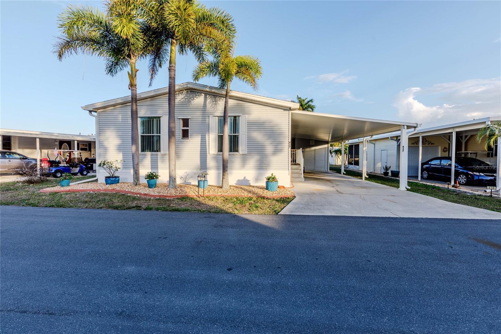 2100 KINGS HWY #437, PUNTA GORDA, FL