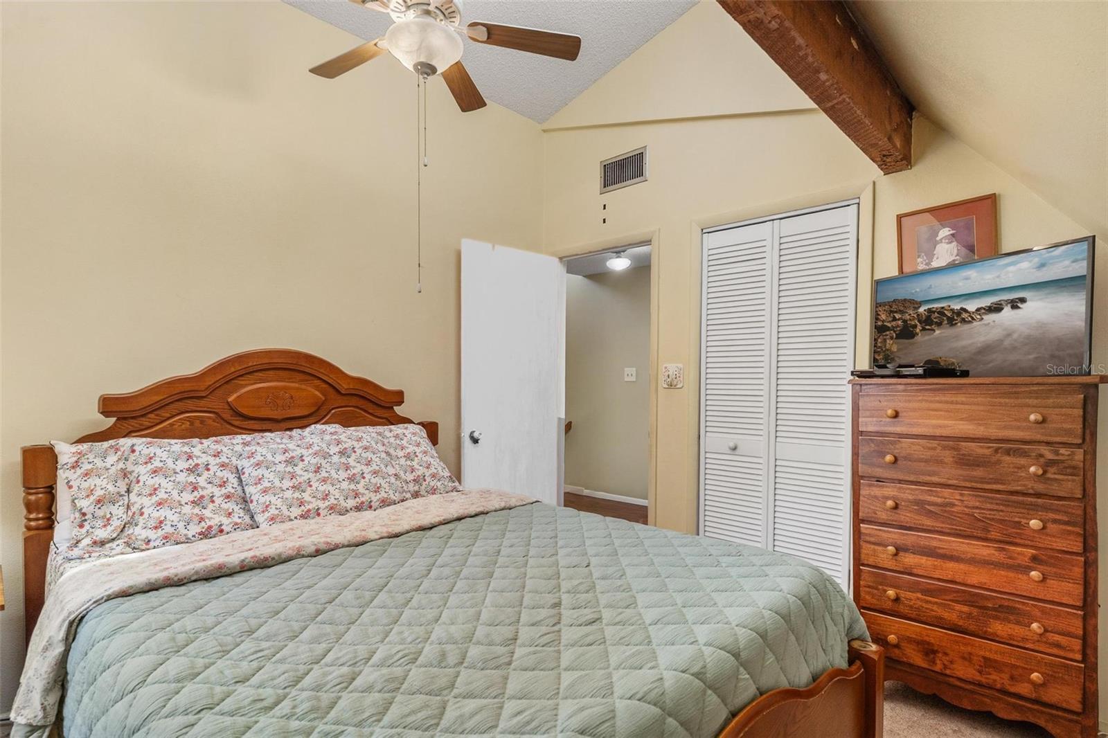 2917 LAKE GRIFFIN RD, LADY LAKE, FL — photo 72