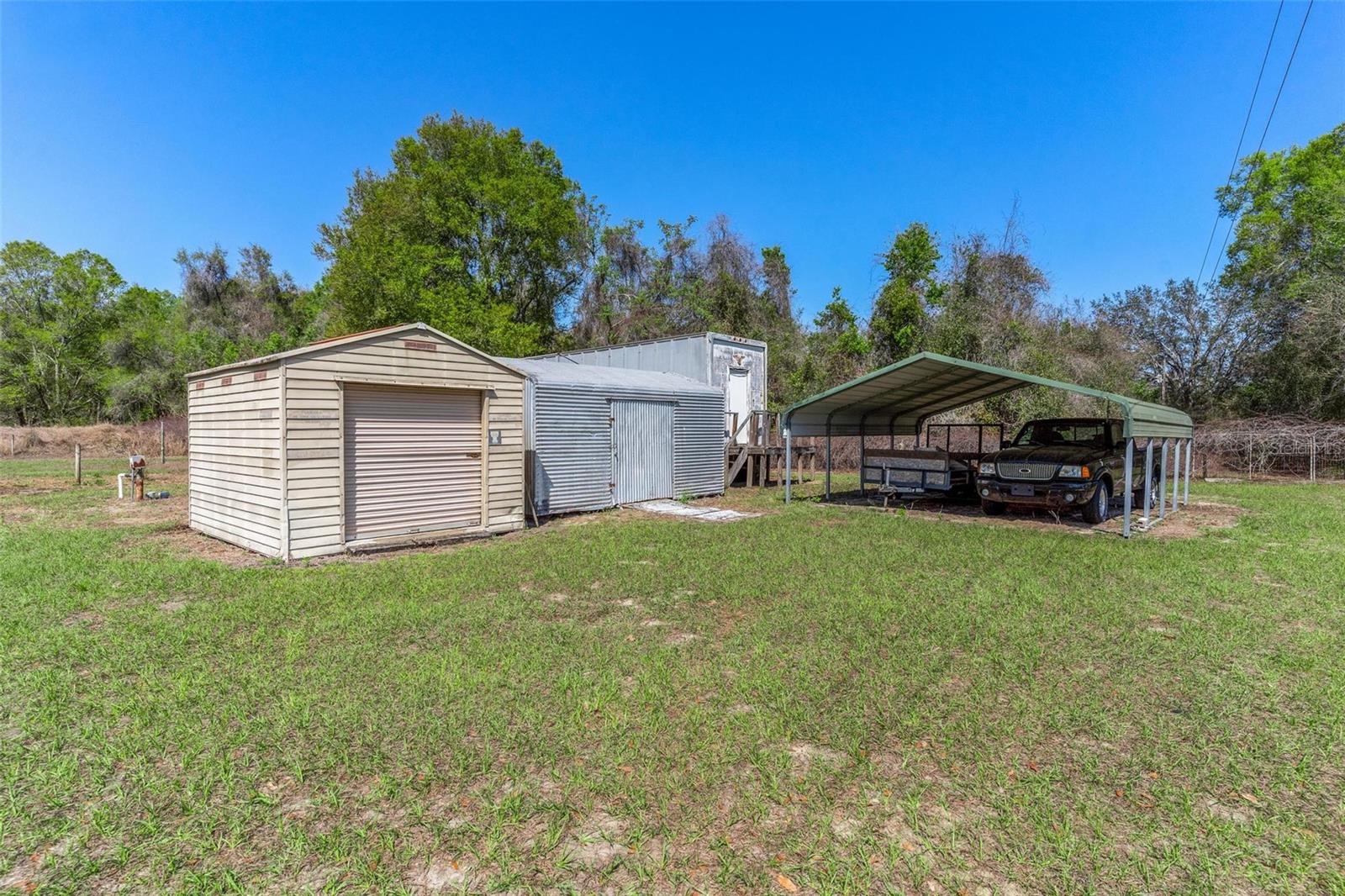 2917 LAKE GRIFFIN RD, LADY LAKE, FL — photo 100