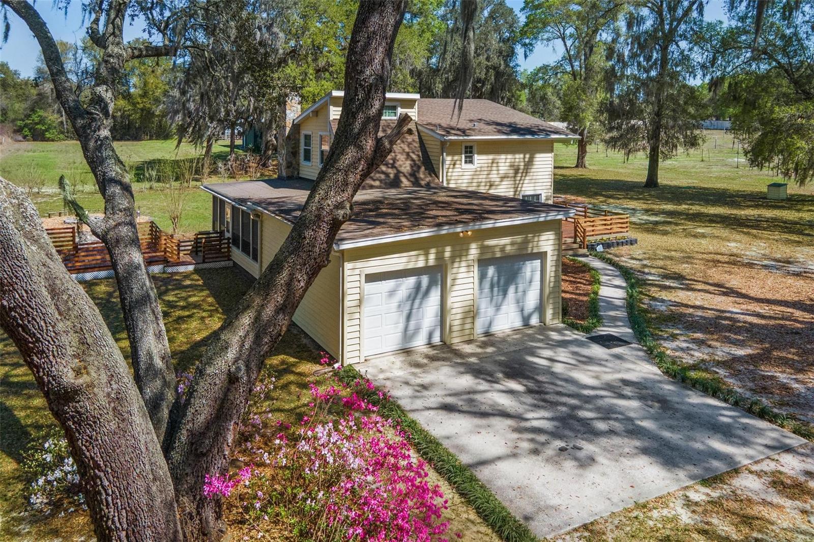 2917 LAKE GRIFFIN RD, LADY LAKE, FL — photo 110