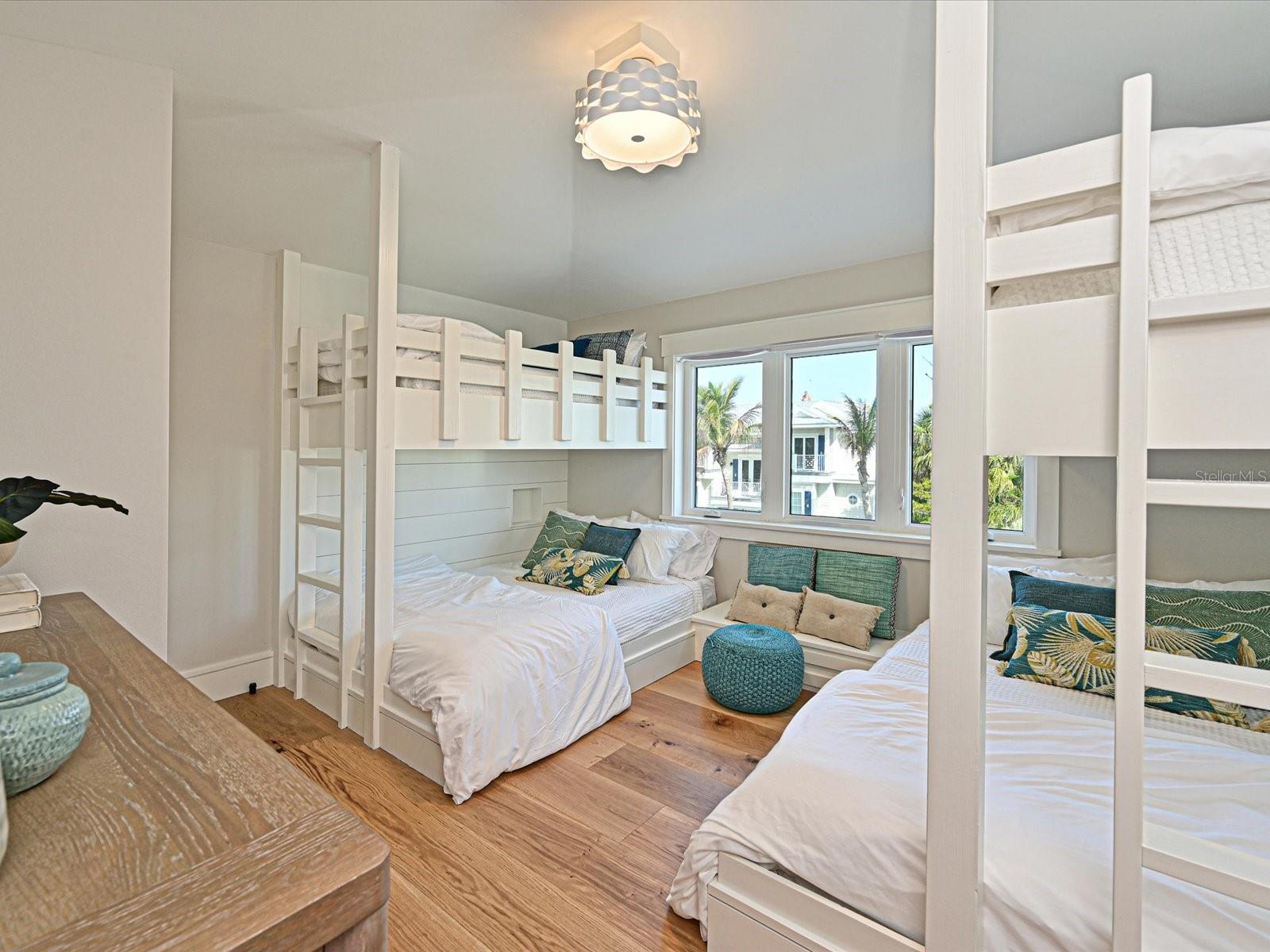 303 55TH ST, HOLMES BEACH, FL — photo 37