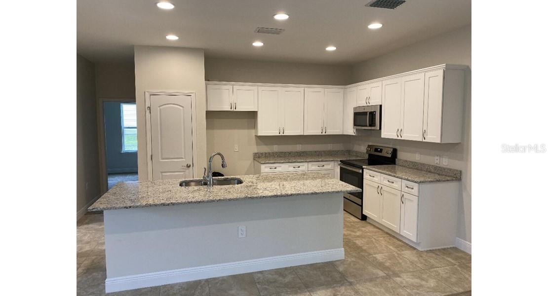 3843 SAN MATEO DR, NORTH PORT, FL — photo 3