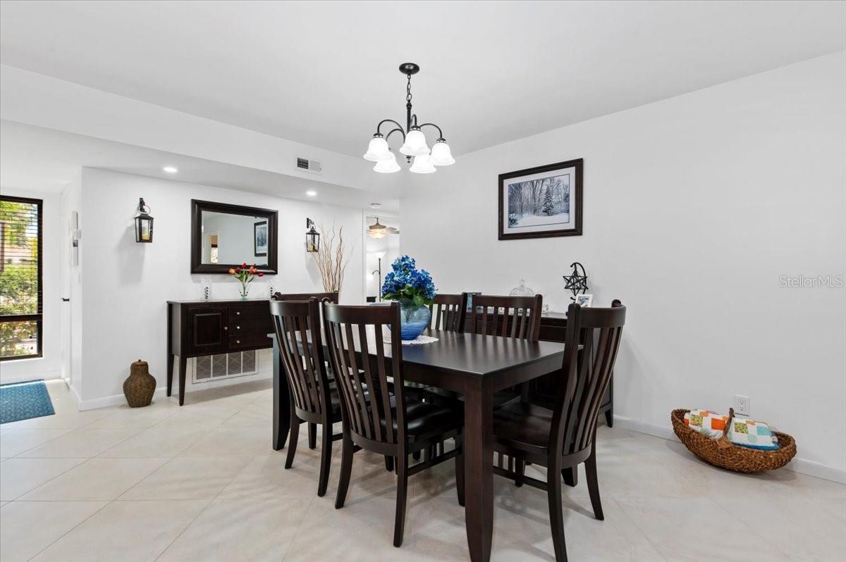 1708 GLENHOUSE DR #313, SARASOTA, FL — photo 10