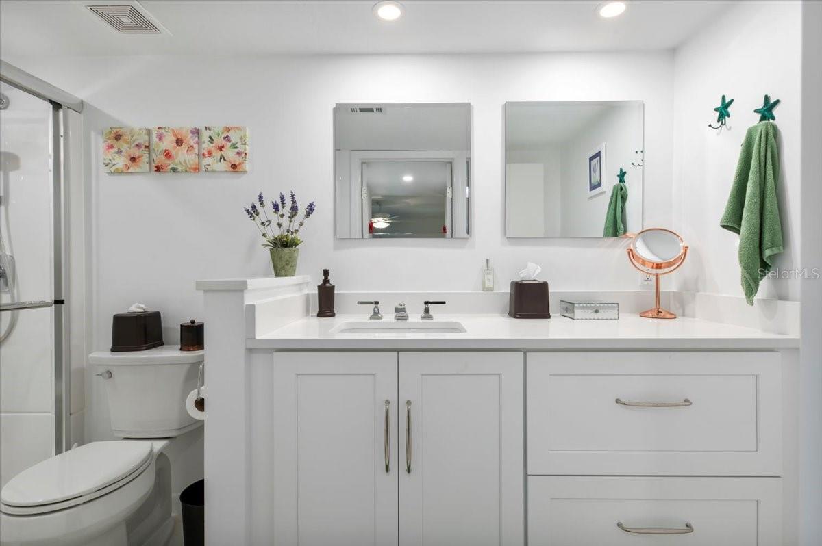 1708 GLENHOUSE DR #313, SARASOTA, FL — photo 17