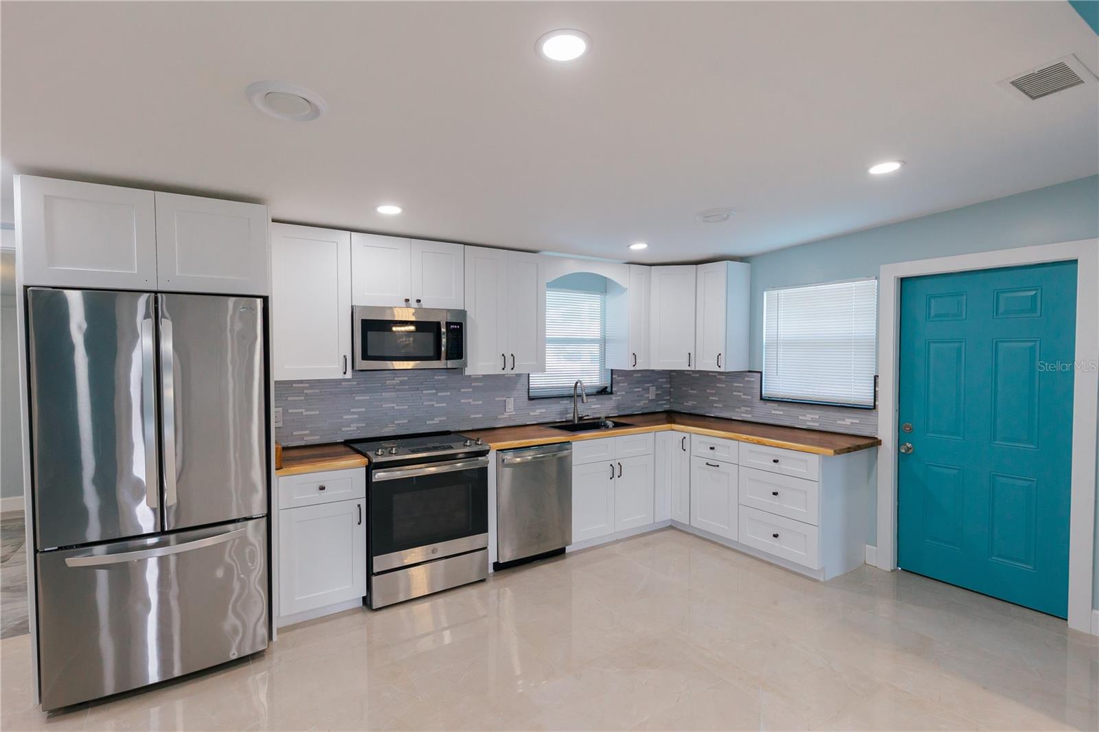 300 53RD ST W, BRADENTON, FL — photo 16