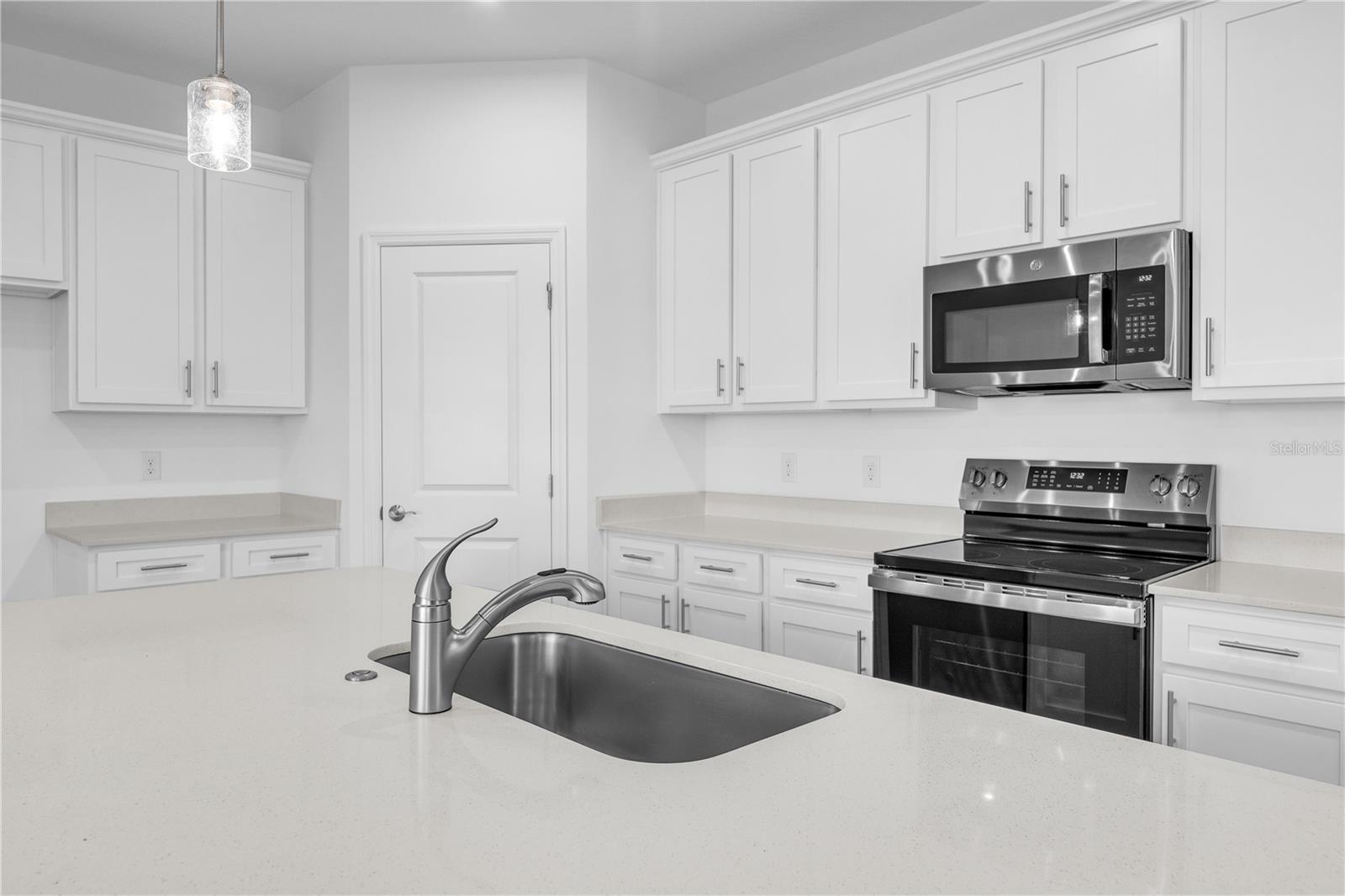 5472 MEADOW WALK DR, DAVENPORT, FL — photo 15
