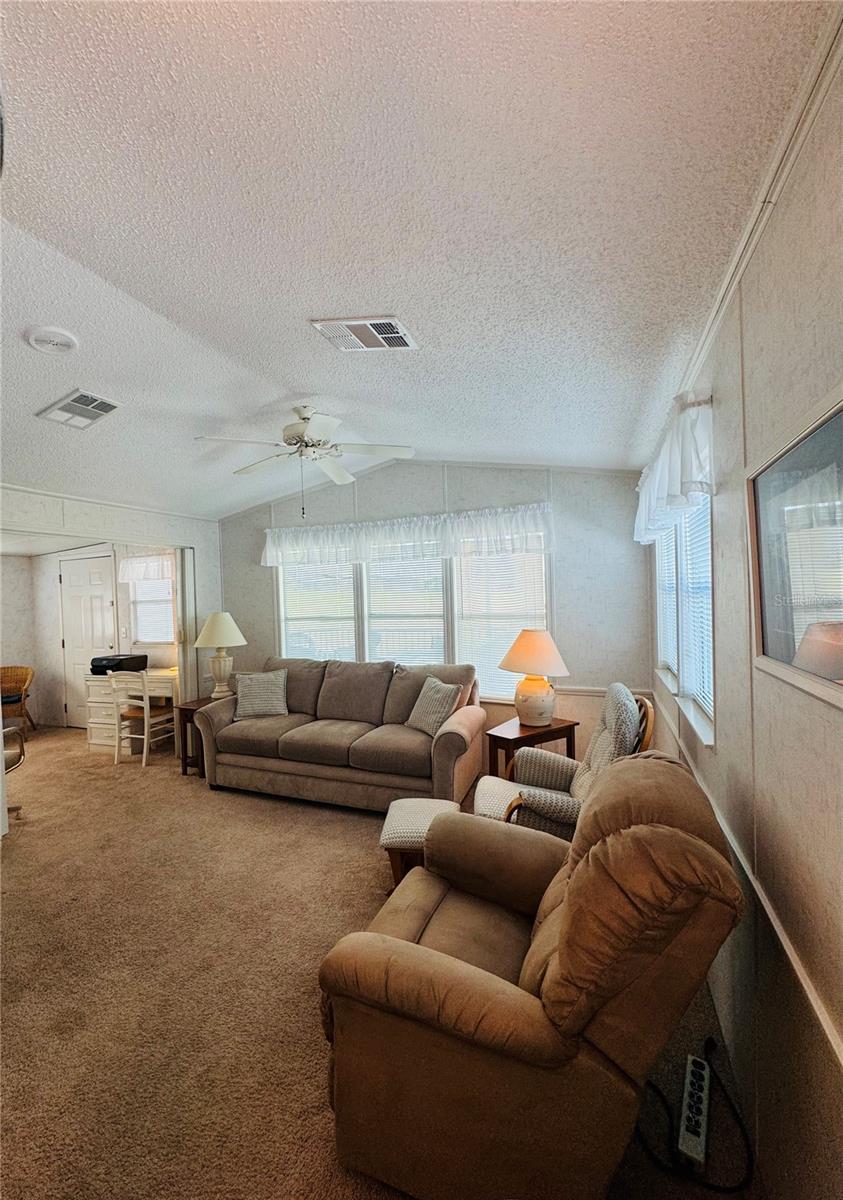 627 ARNOLD PALMER DR, DAVENPORT, FL — photo 12