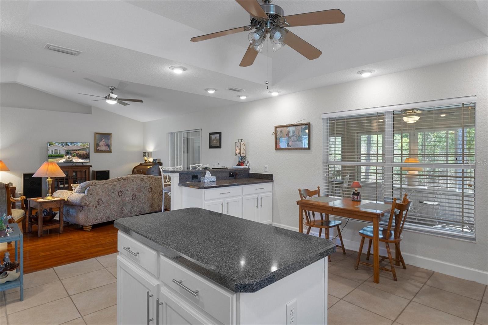8623 N DORA WAY, DUNNELLON, FL — photo 18